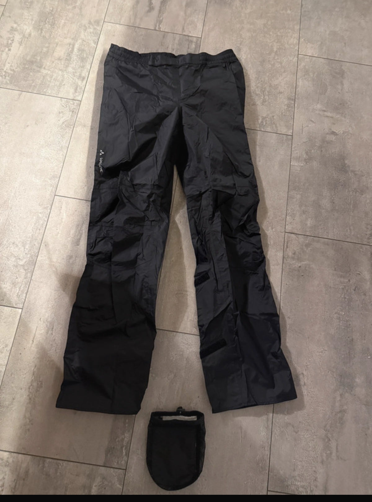 Regenhose von Vaude (M :38 Damen) Hardshell Hose schwarz - wanderlich.com