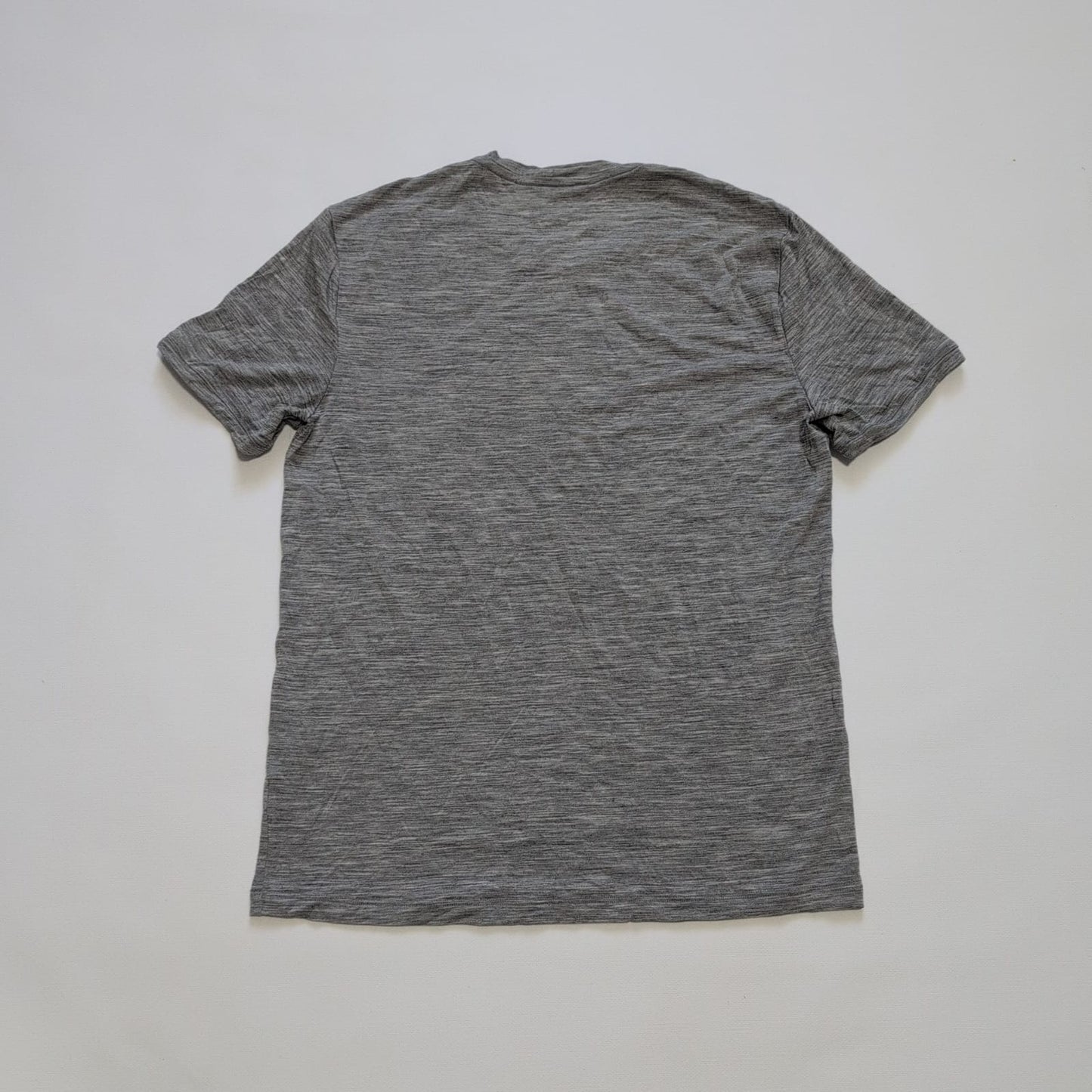 Merino T-Shirt von Icebreaker (M Herren) grau mit Print Berge