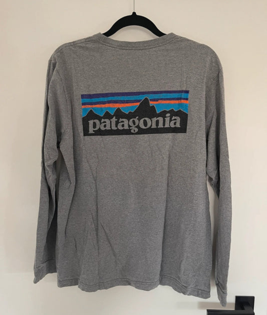 Longsleeve Patagonia M (Herren) Funktionsshirt grau Backprint