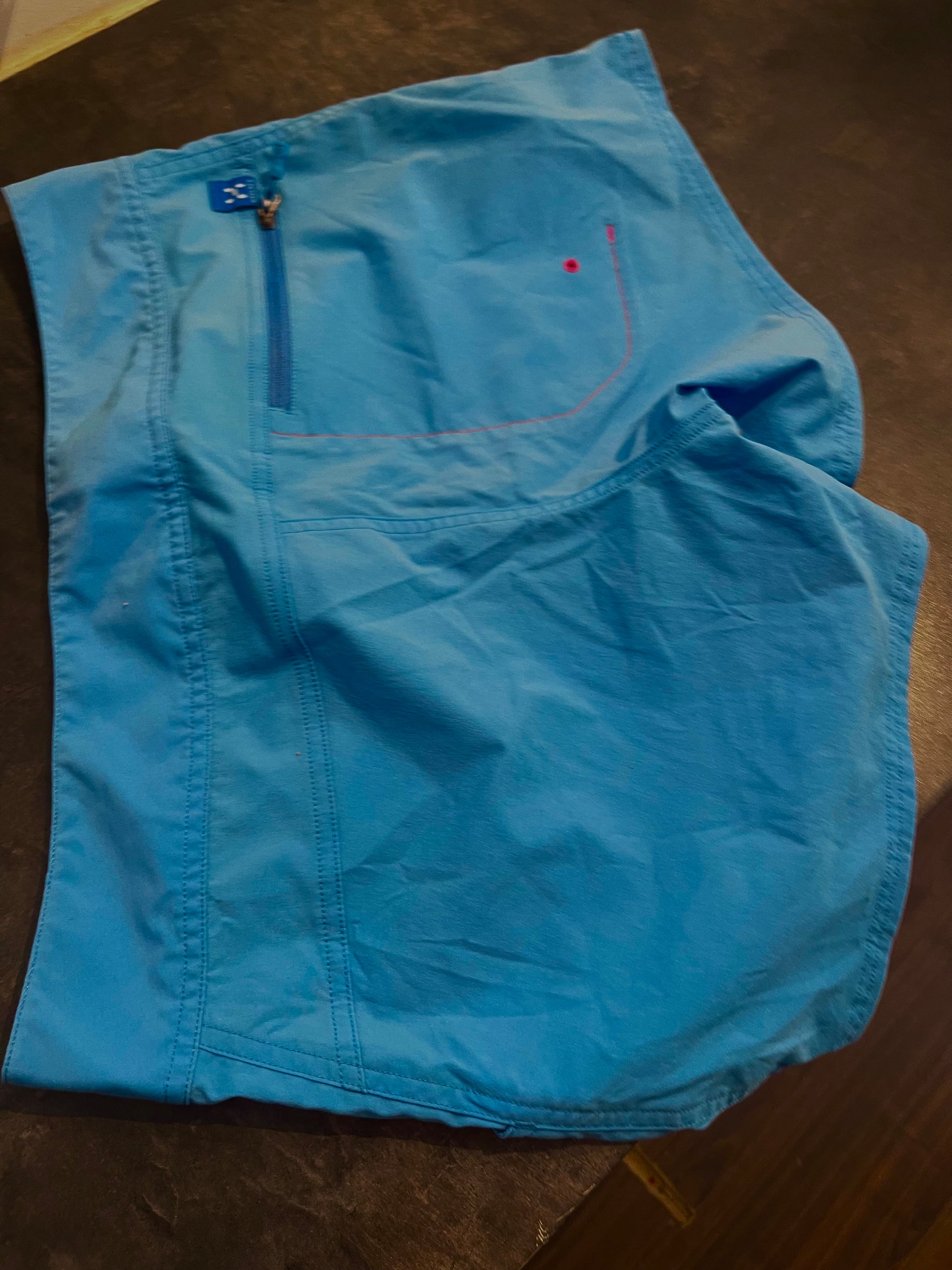 Kurze Wander Shorts von Haglöfs (L :40 Damen) blau - wanderlich.com