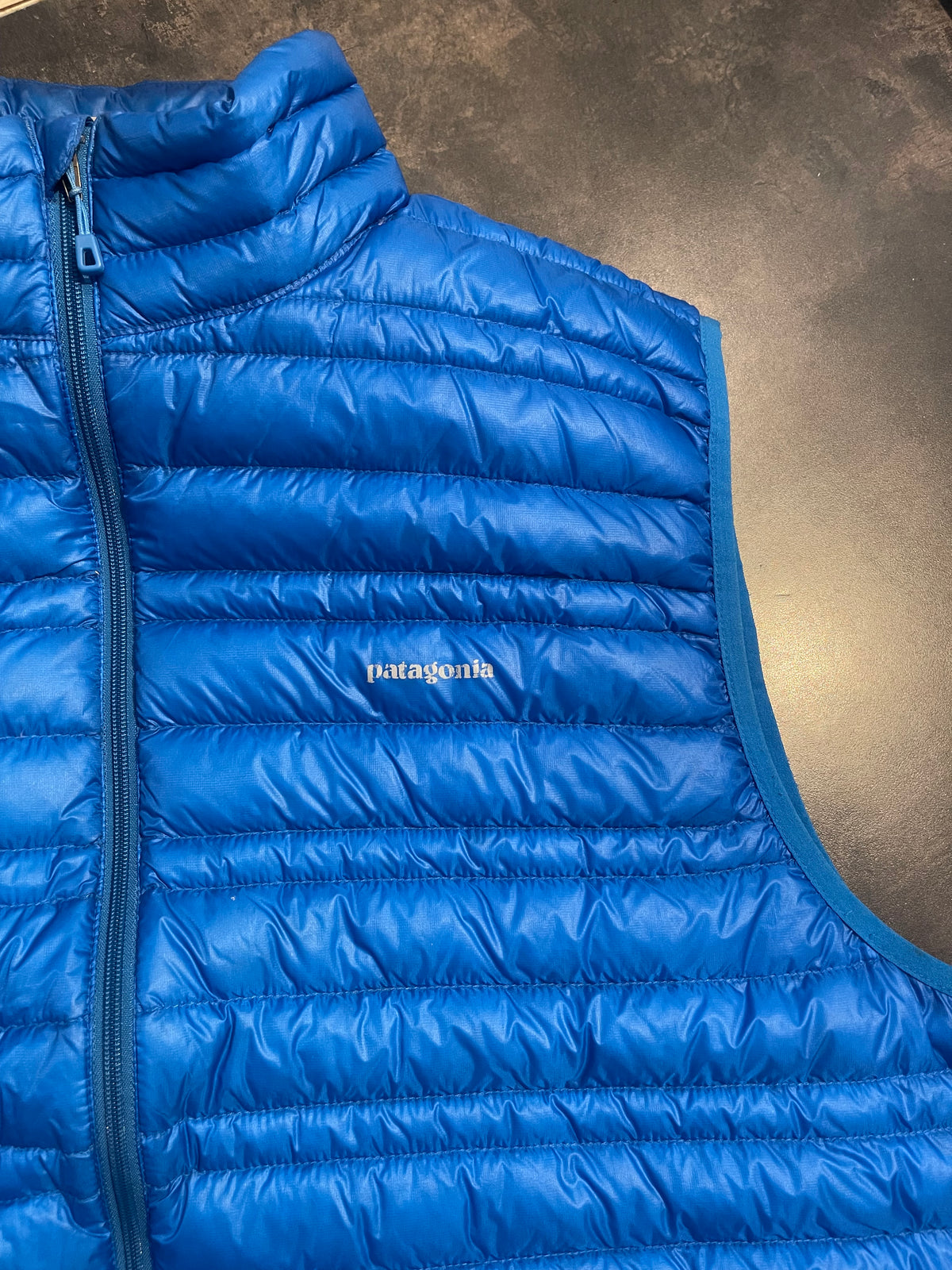 Patagonia Weste Daunen Insulation (XL Herren) blau - wanderlich.com