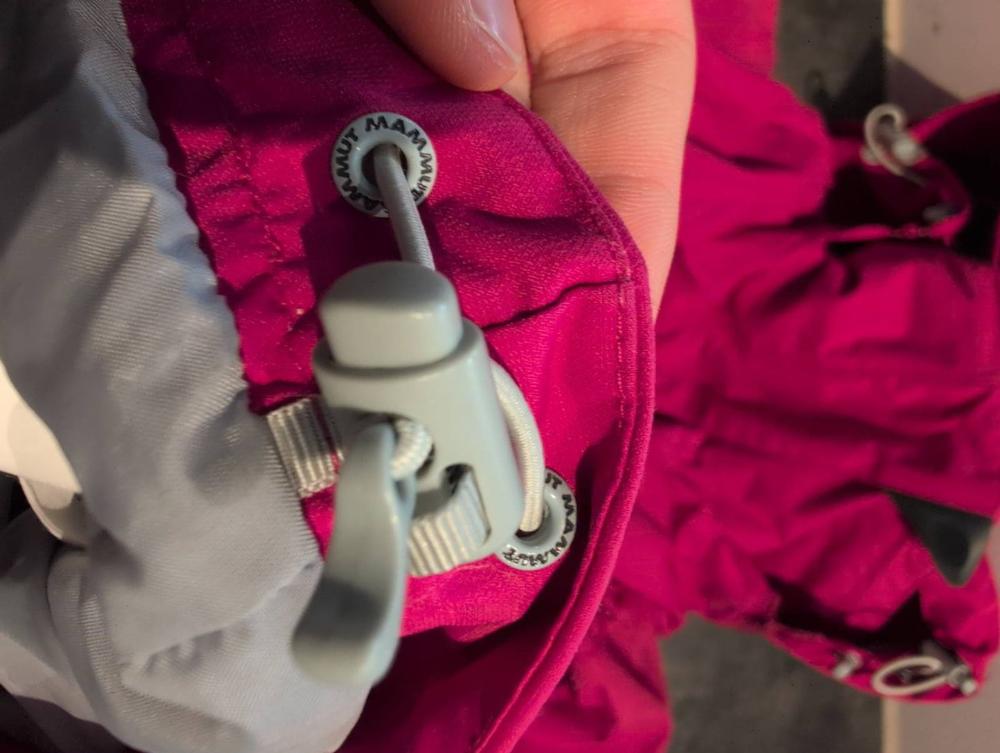 Hardshell Jacke von Mammut (XL Damen) 3-lagig pink wasserdicht - wanderlich.com