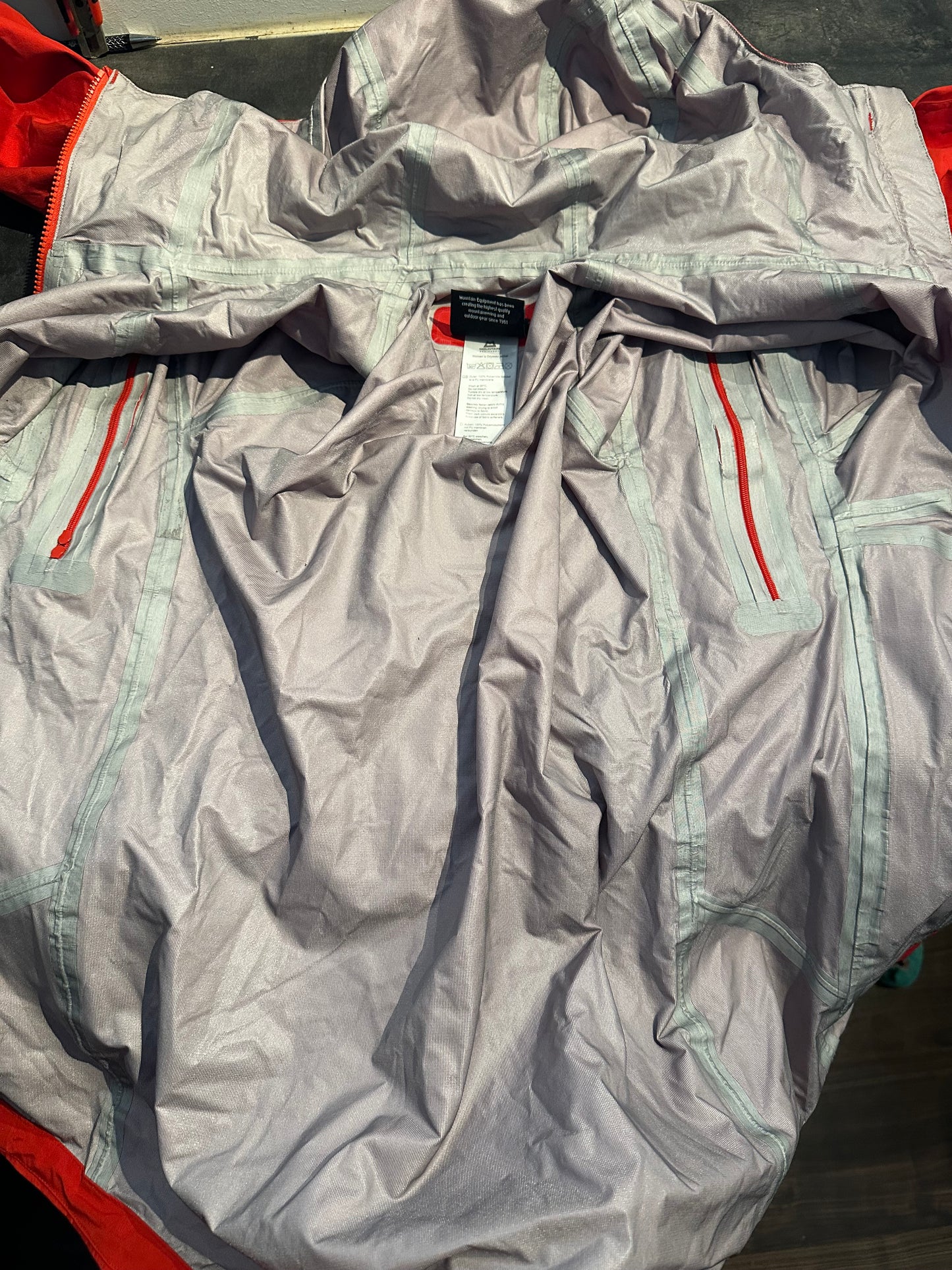 Leichte Regen Jacke Mountain Equipment (L Damen) rot