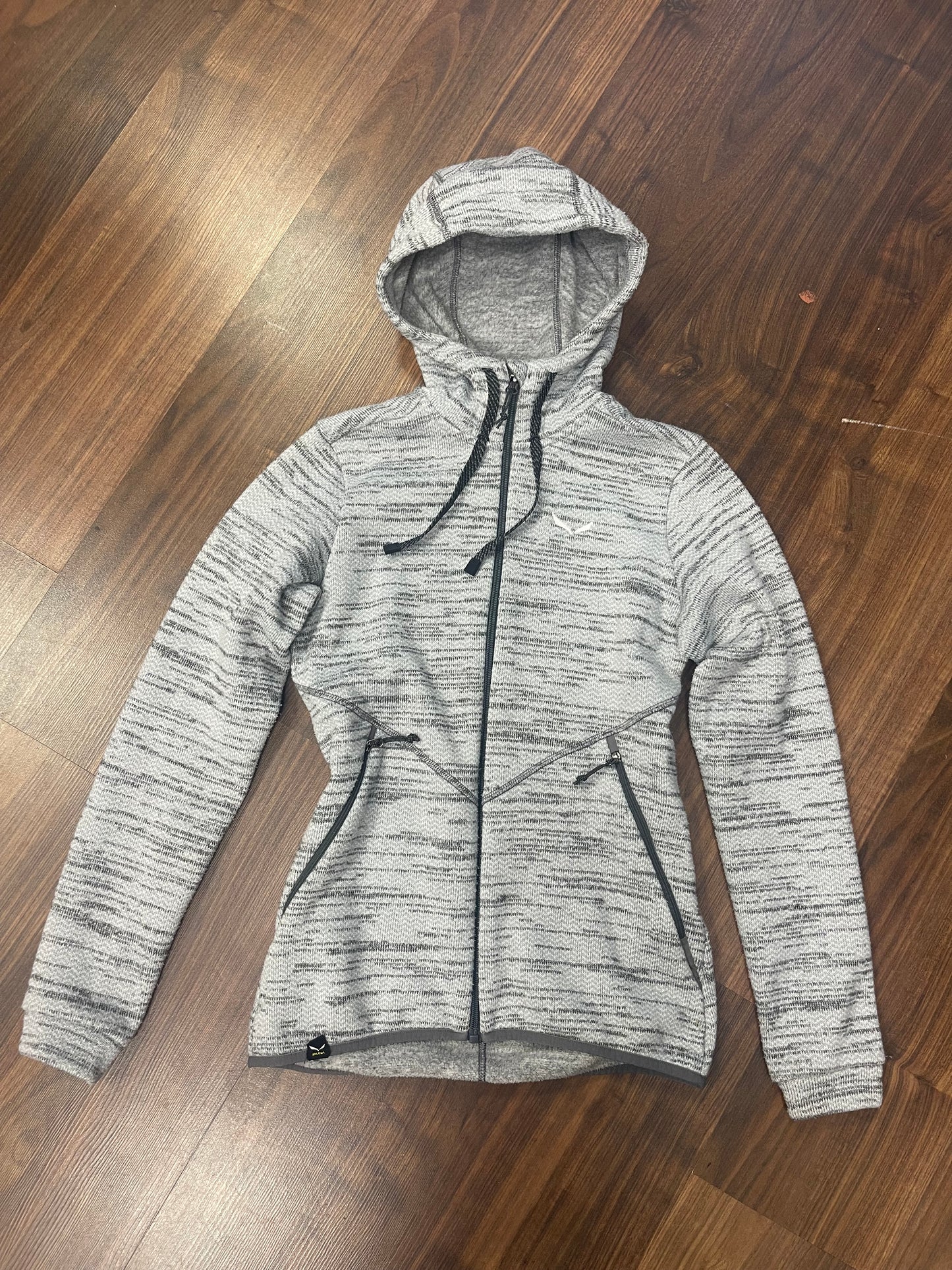 Fleece Jacke von Salewa (XS Damen) Kapuzenjacke Strickoptik grau