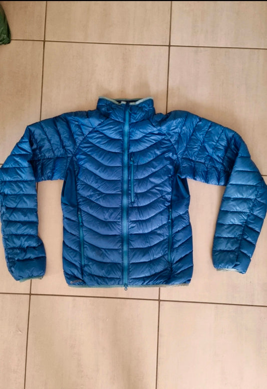 Isolations- Daunen Jacke von Dynafit ( M Herren) wasserabweisend blau