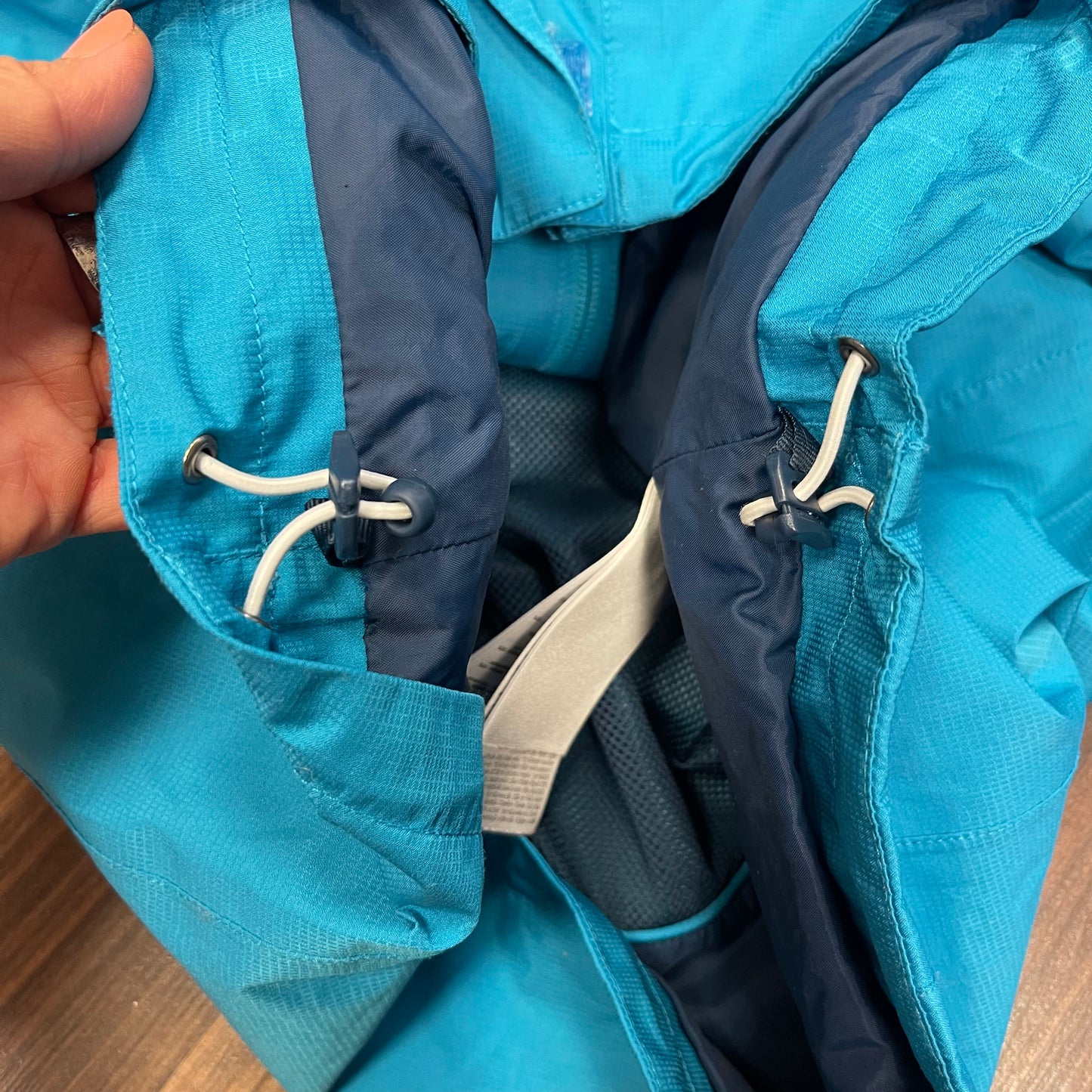 Regen- Jacke von Vaude (S Damen) blau