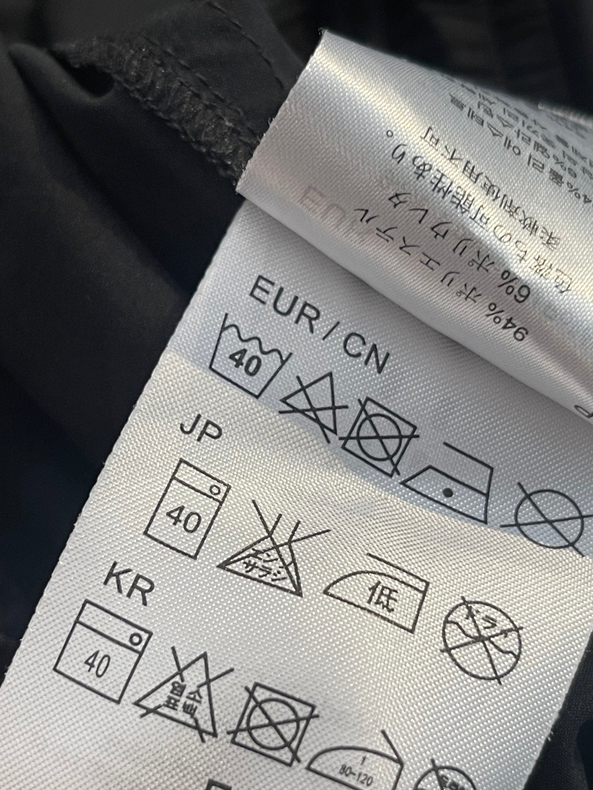 Ultraleichte Lauf Shorts von Haglöfs (M Damen) schwarz - wanderlich.com