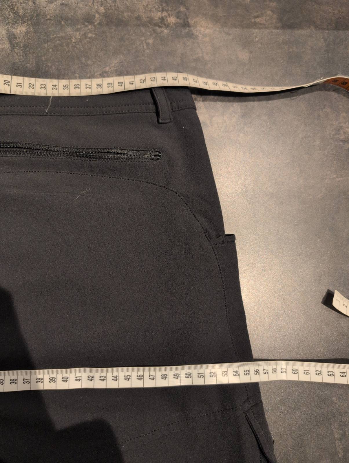 Softshell Hose von Odlo (XL :52 Herren) elastisch schwarz - wanderlich.com