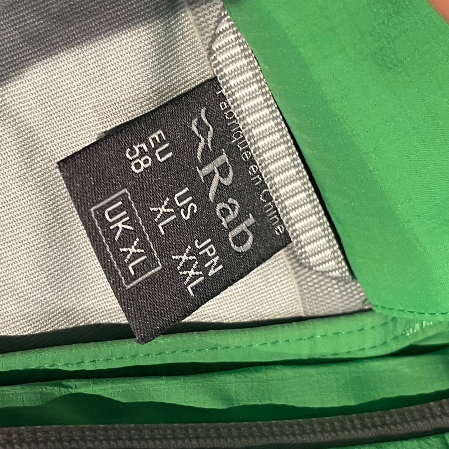 Hardshell Jacke von Rab (XXL Herren) Regenjacke 2,5L grün