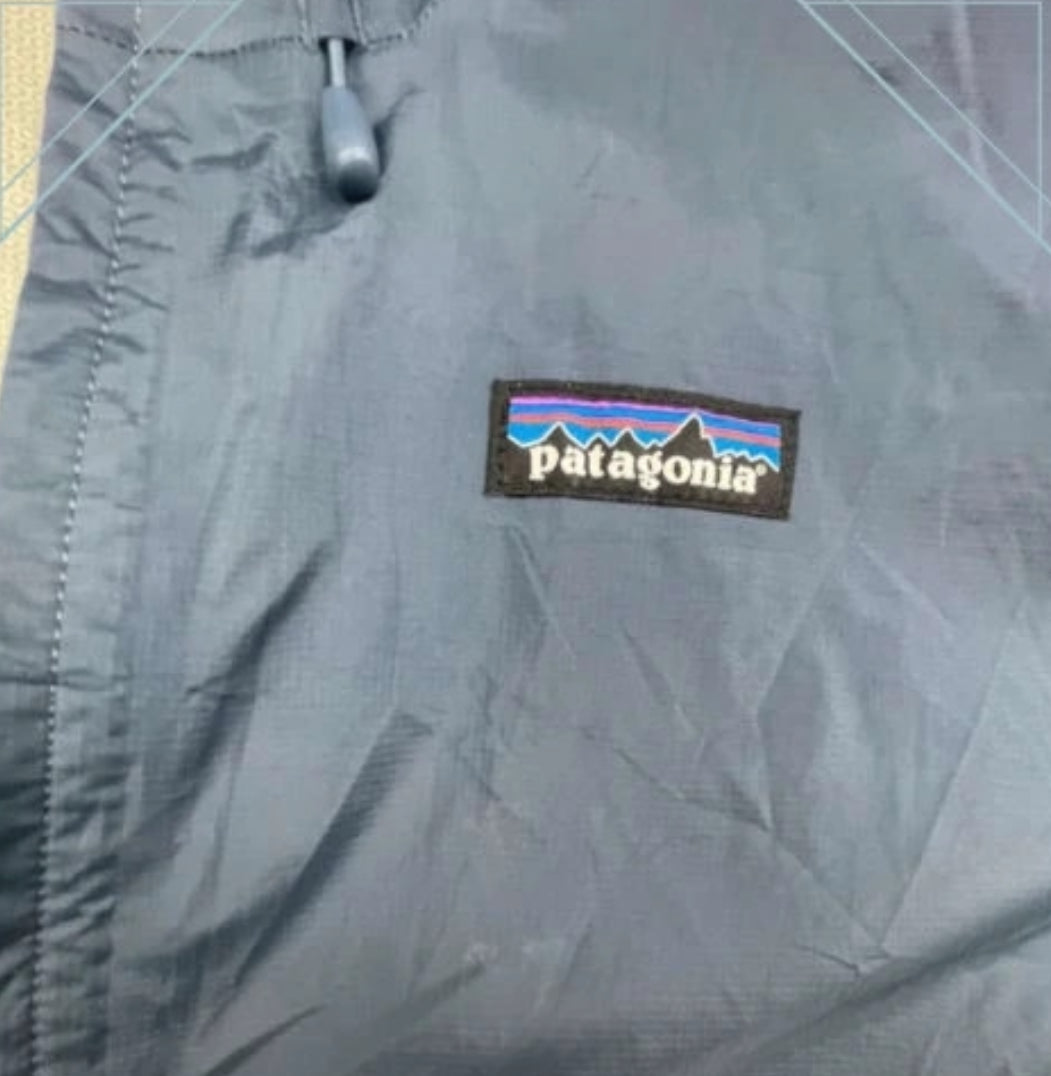 Regen Jacke von Patagonia (S Herren) Hardshell grün dunkelblau