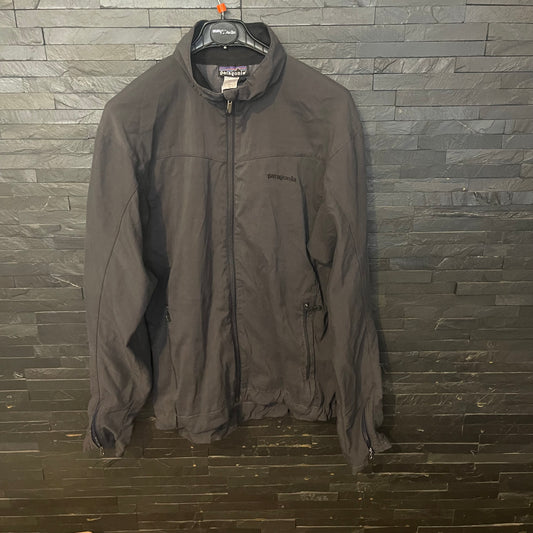 Leichte Jacke Patagonia (Herren S / Damen M) in Anthrazit
