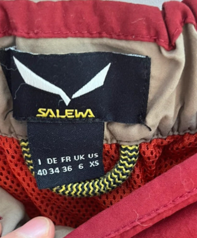 Wander Hose von Salewa (Damen XS) 2 in 1 dunkelrot
