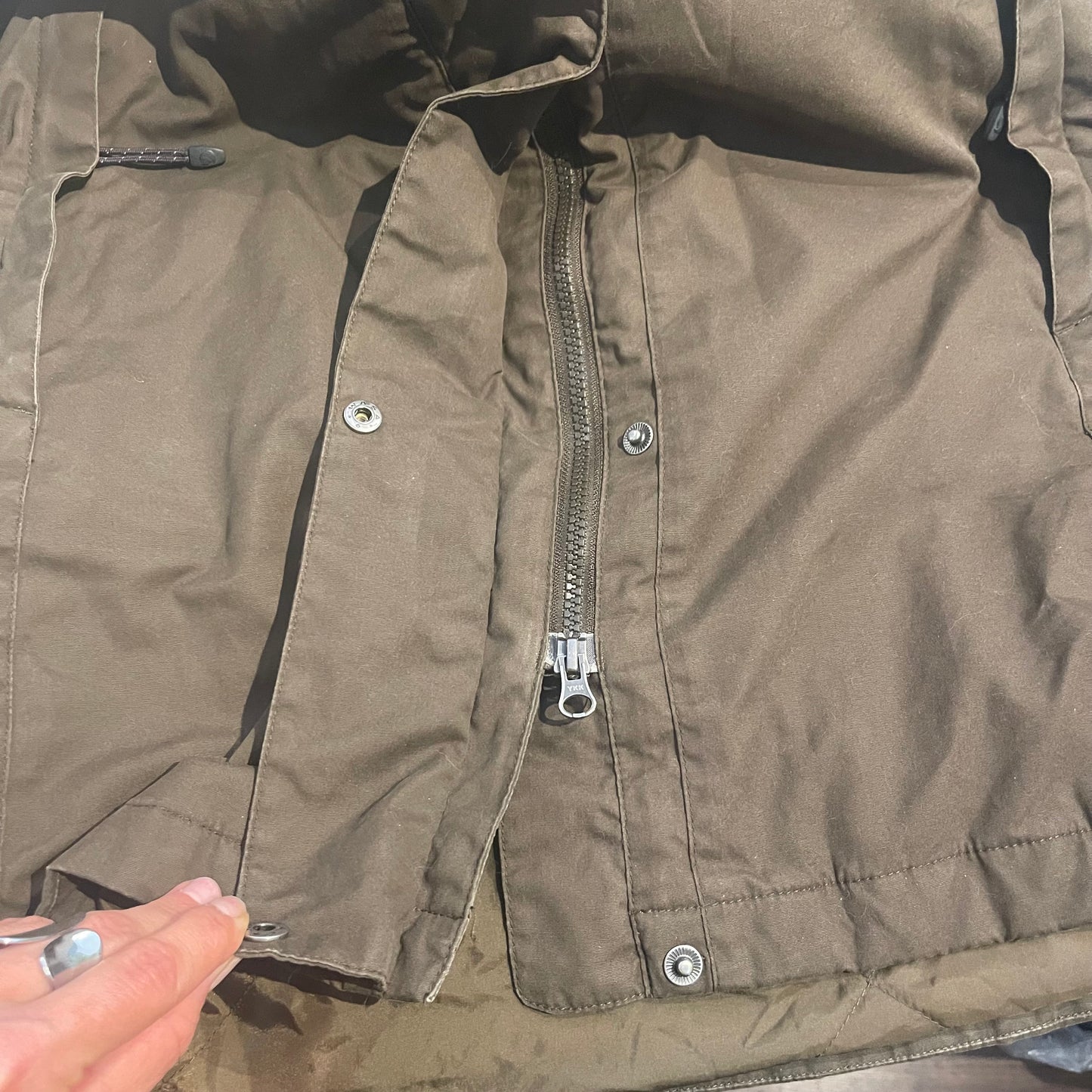 Gefütterte Jacke von Fjällräven (XS Damen) Winter Parka G-1000 braun