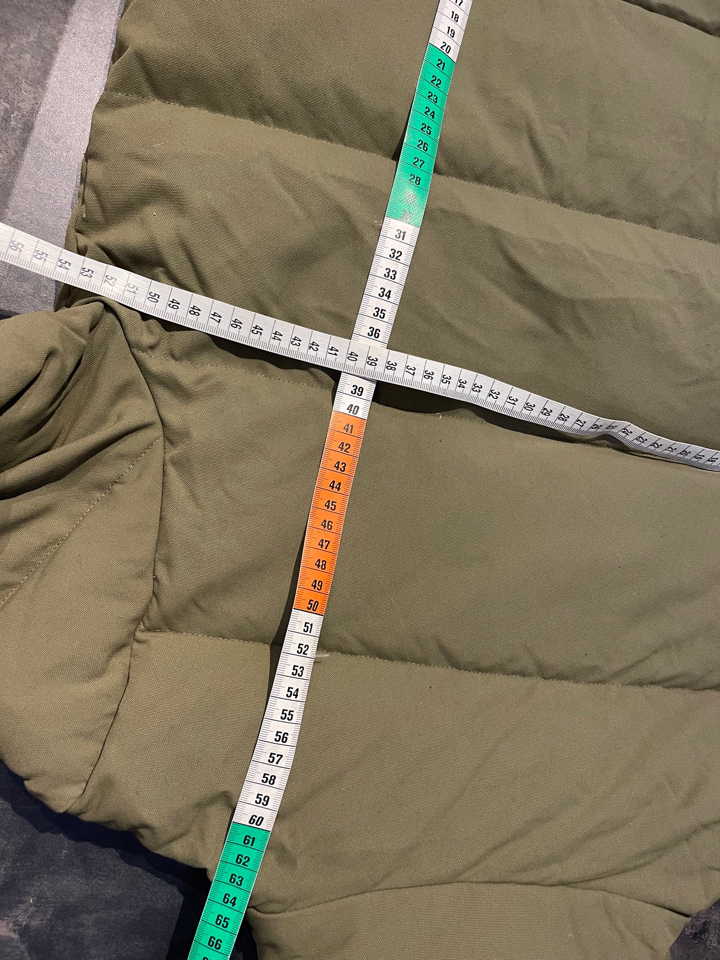 Daunen Puff Jacke Patagonia (M Damen) khaki - wanderlich.com