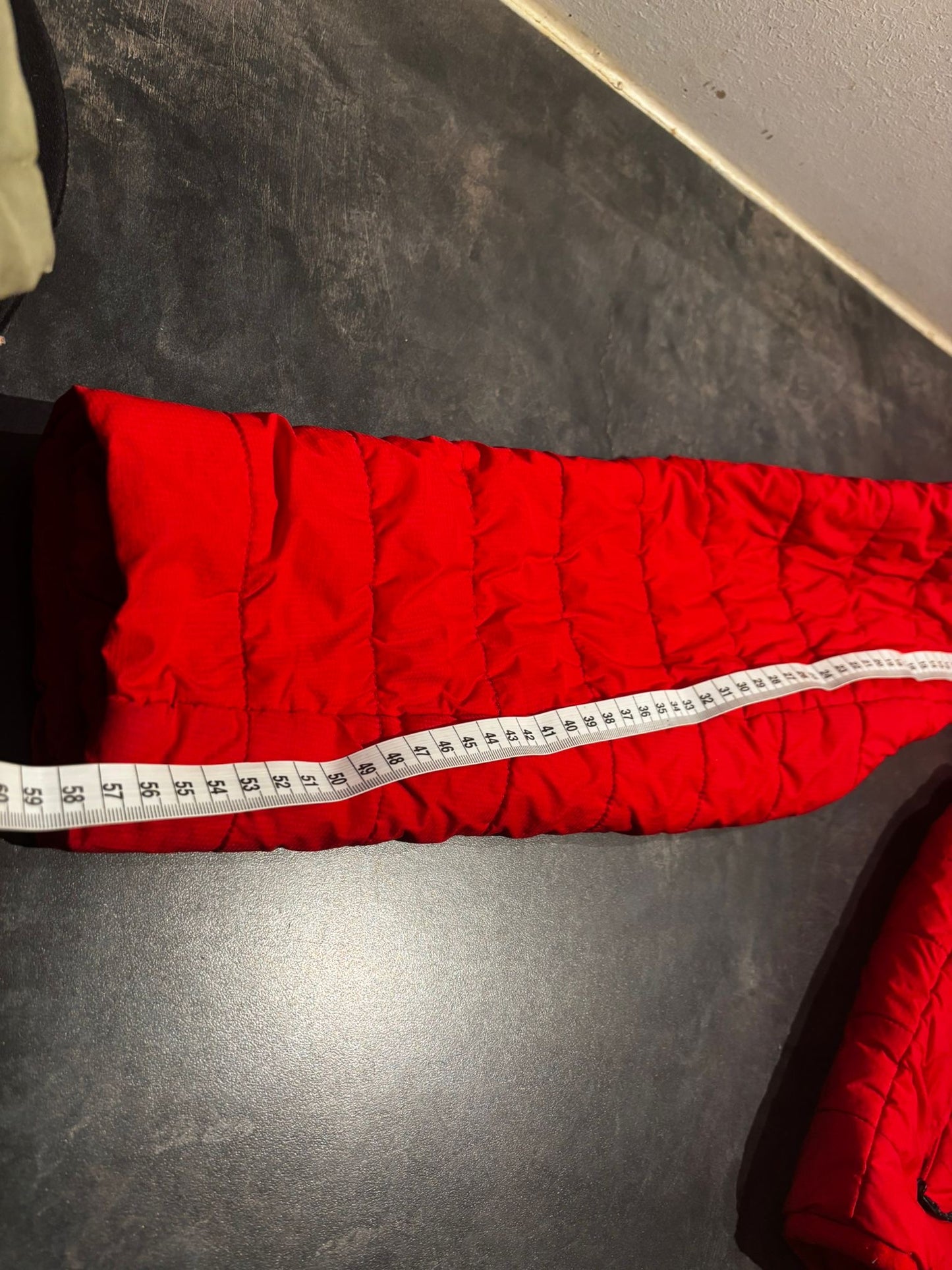 Kapuzen Stepp Jacke von Icebreaker Merino (L Herren) Isolation rot