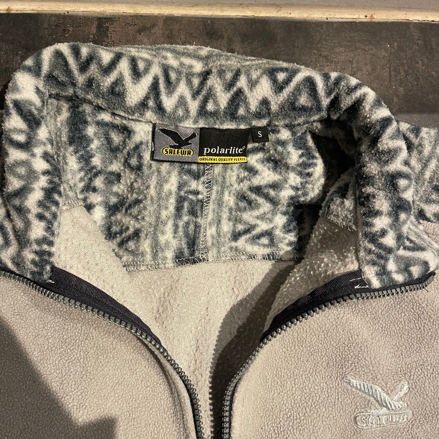 Vintage Fleece Jacke von Salewa (S Unisex) grau Muster