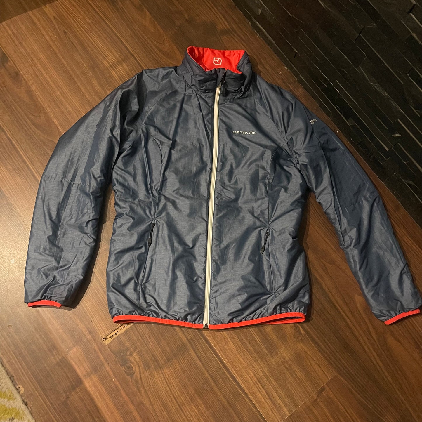 Wolle /Daunen Wende Jacke Ortovox (L Damen) pink-blau