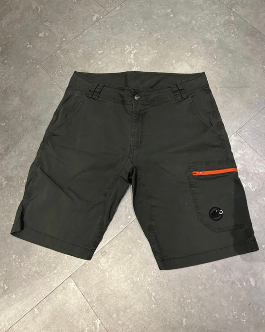 Kurze Kletterhose von Mammut (L-XL Herren) Shorts Baumwolle dunkelgrau