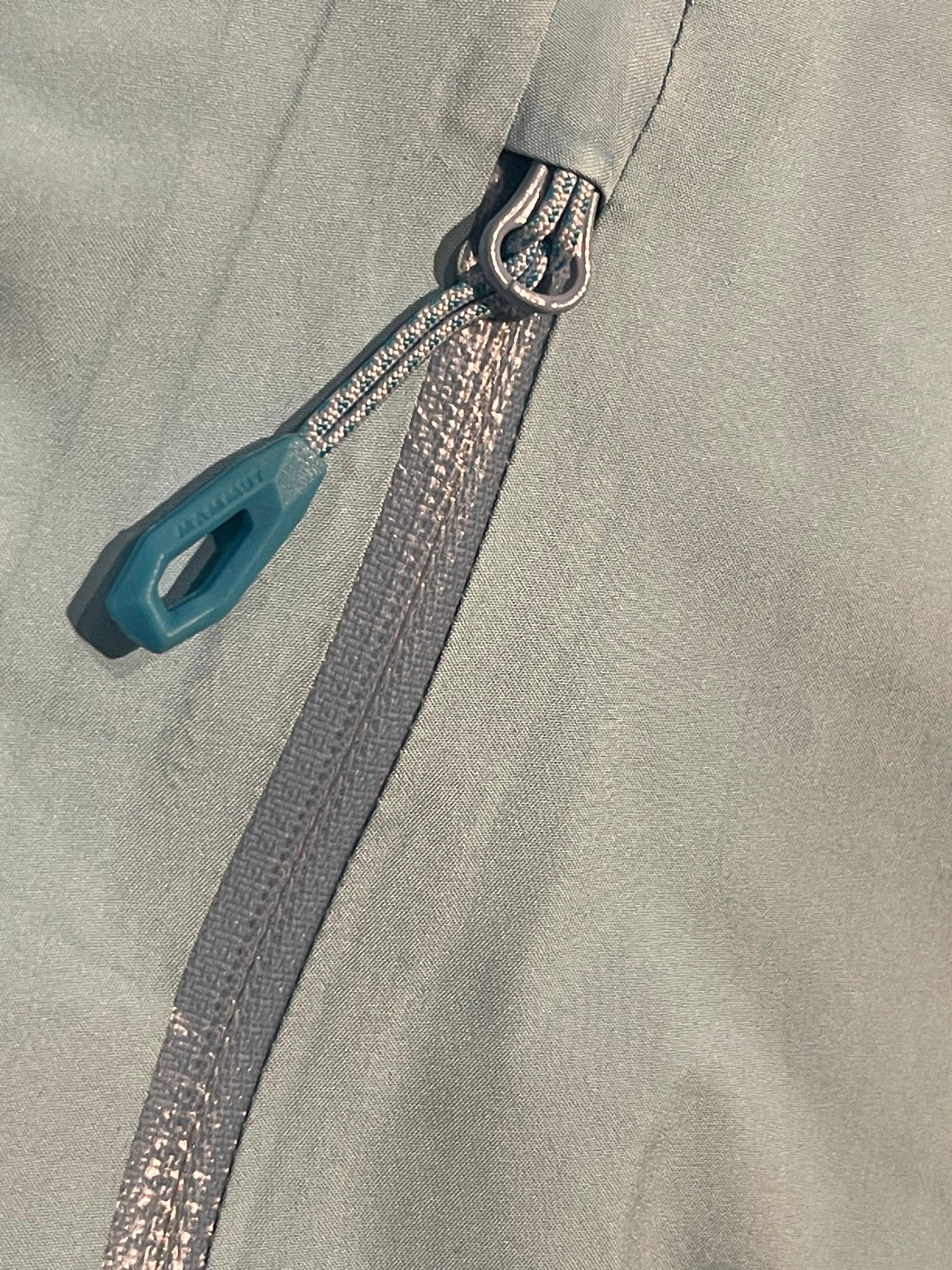 Hardshell Jacke von Mammut (L Damen) GoreTex blau