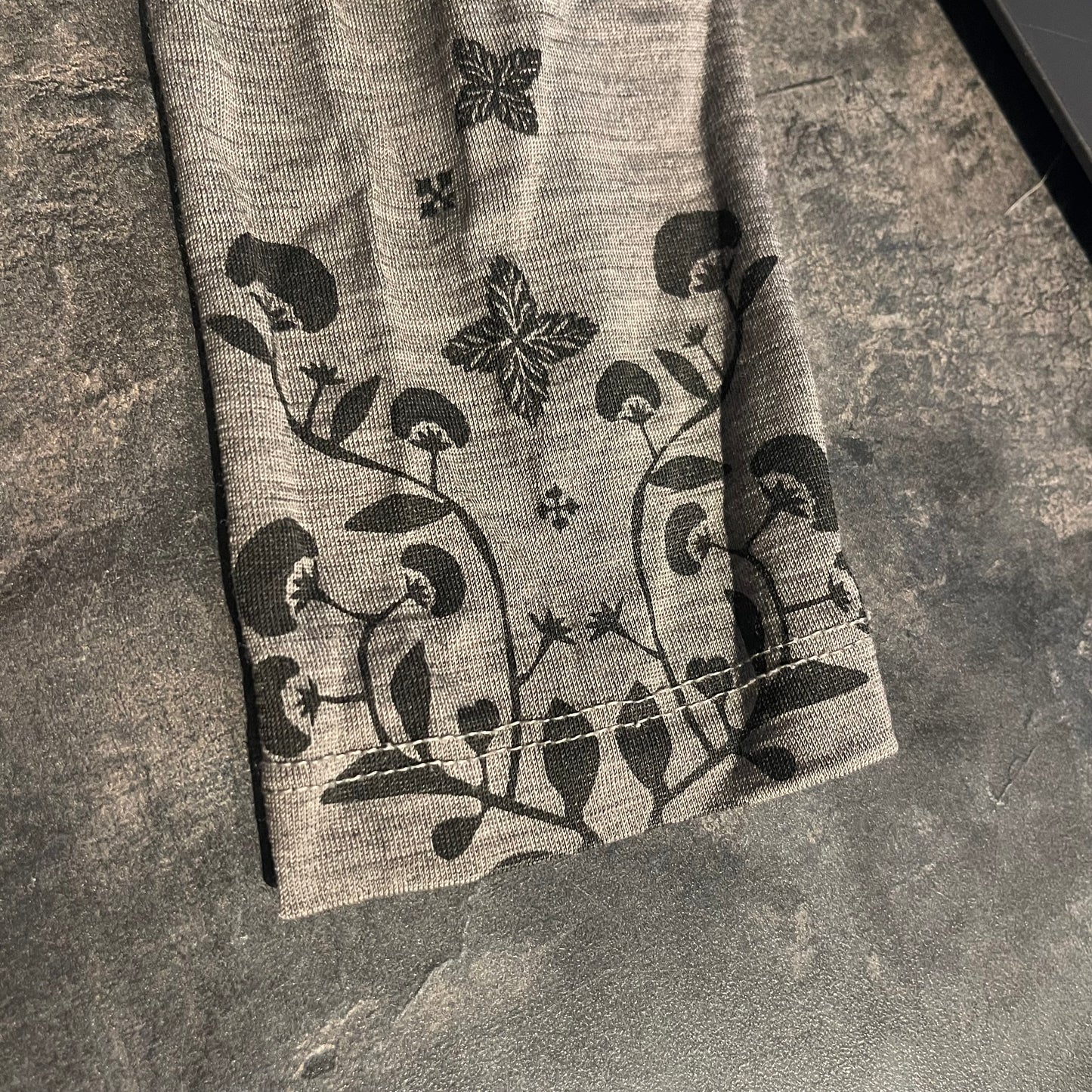 Merino 200 Longsleeve Icebreaker (S Damen ) grau Blümchen