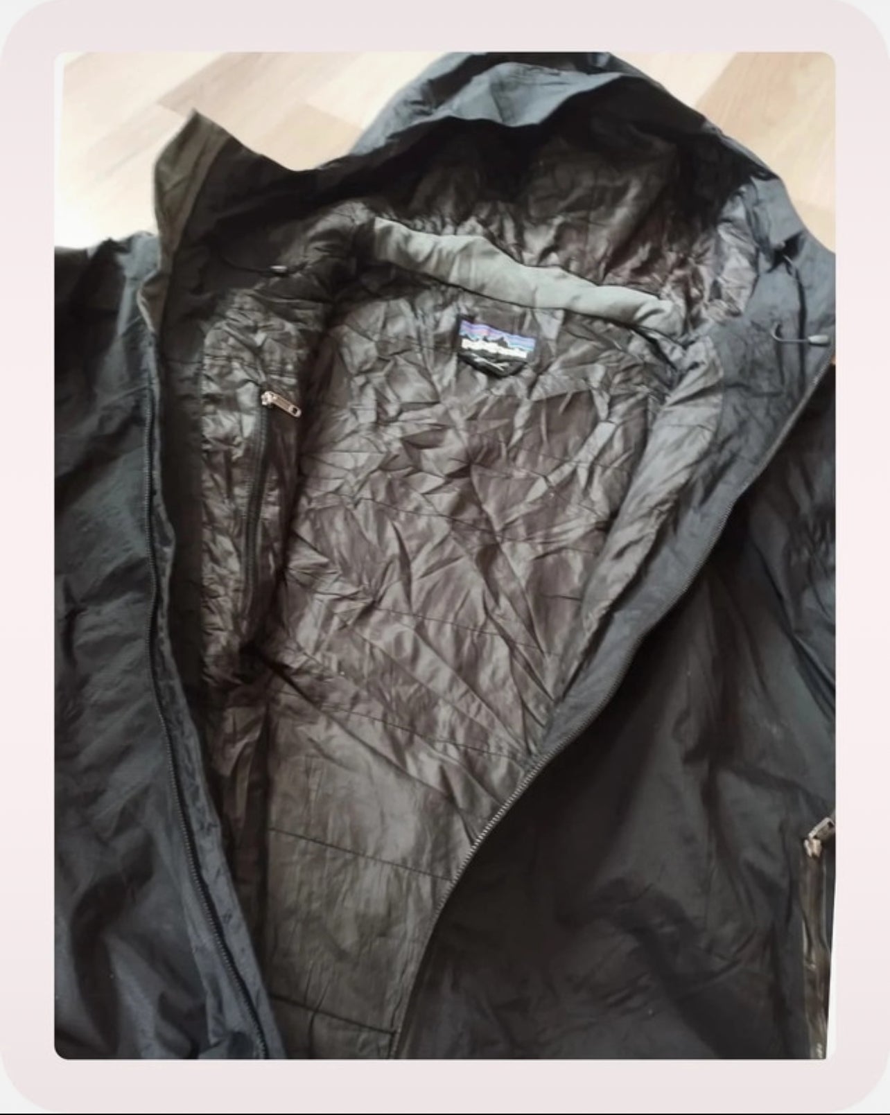 Gefütterte Regen Jacke von Patagonia (XL Herren) schwarz