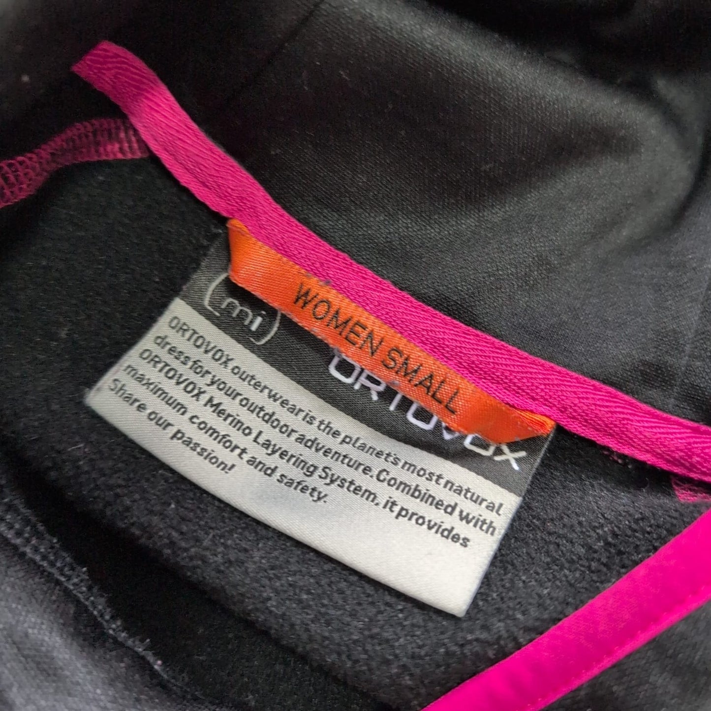 Ortovox Hoodie Merino inside (S Damen) Sport Pullover schwarz - wanderlich.com