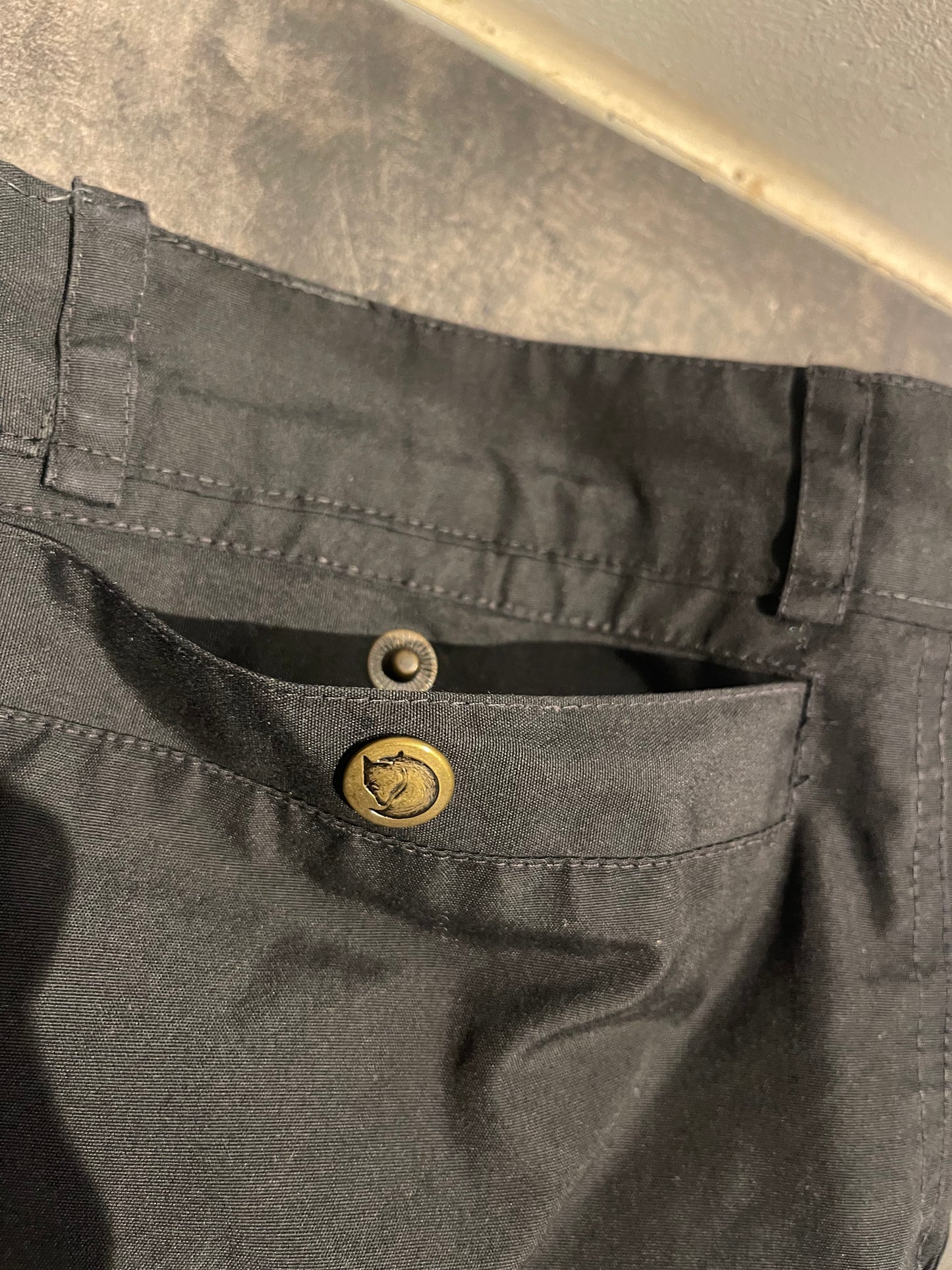 Zip-off Hose von Fjällräven (L Damen) schwarz