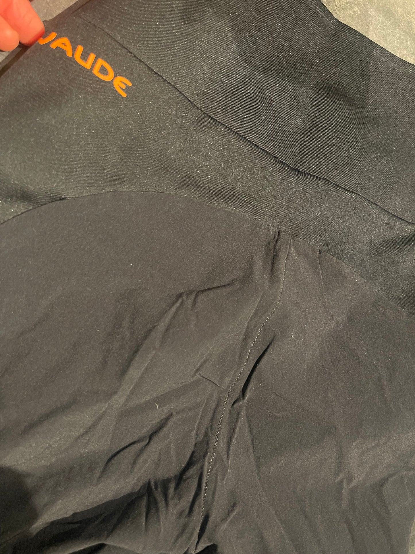 Elastische Hose von Vaude (S bis M : 38 Damen) schwarz