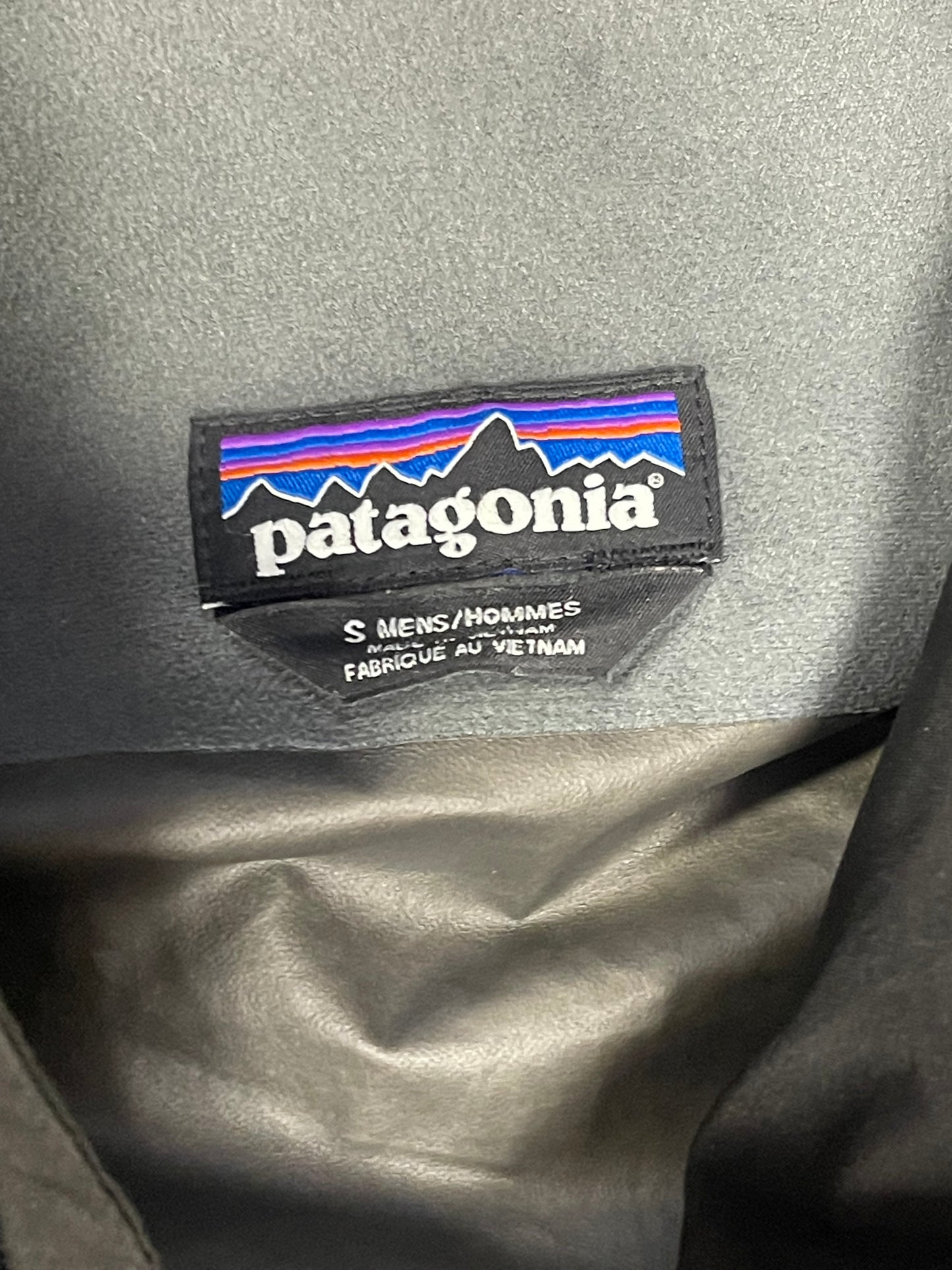 Hardshell Patagonia Jacke (M Herren) Goretex schwarz