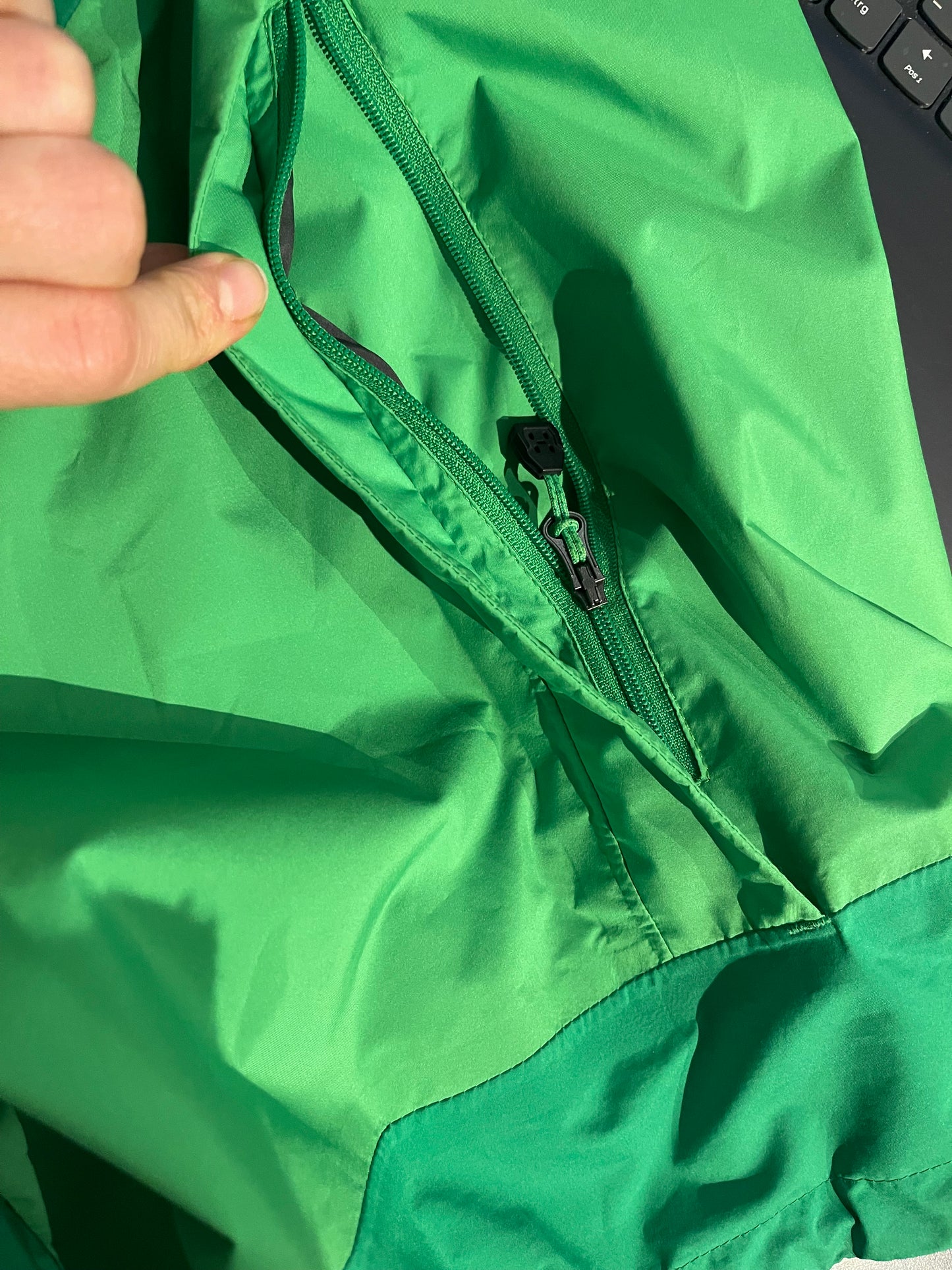 Waterproof Jacke von Haglöfs (XL-XXl: 54 Herren) grün