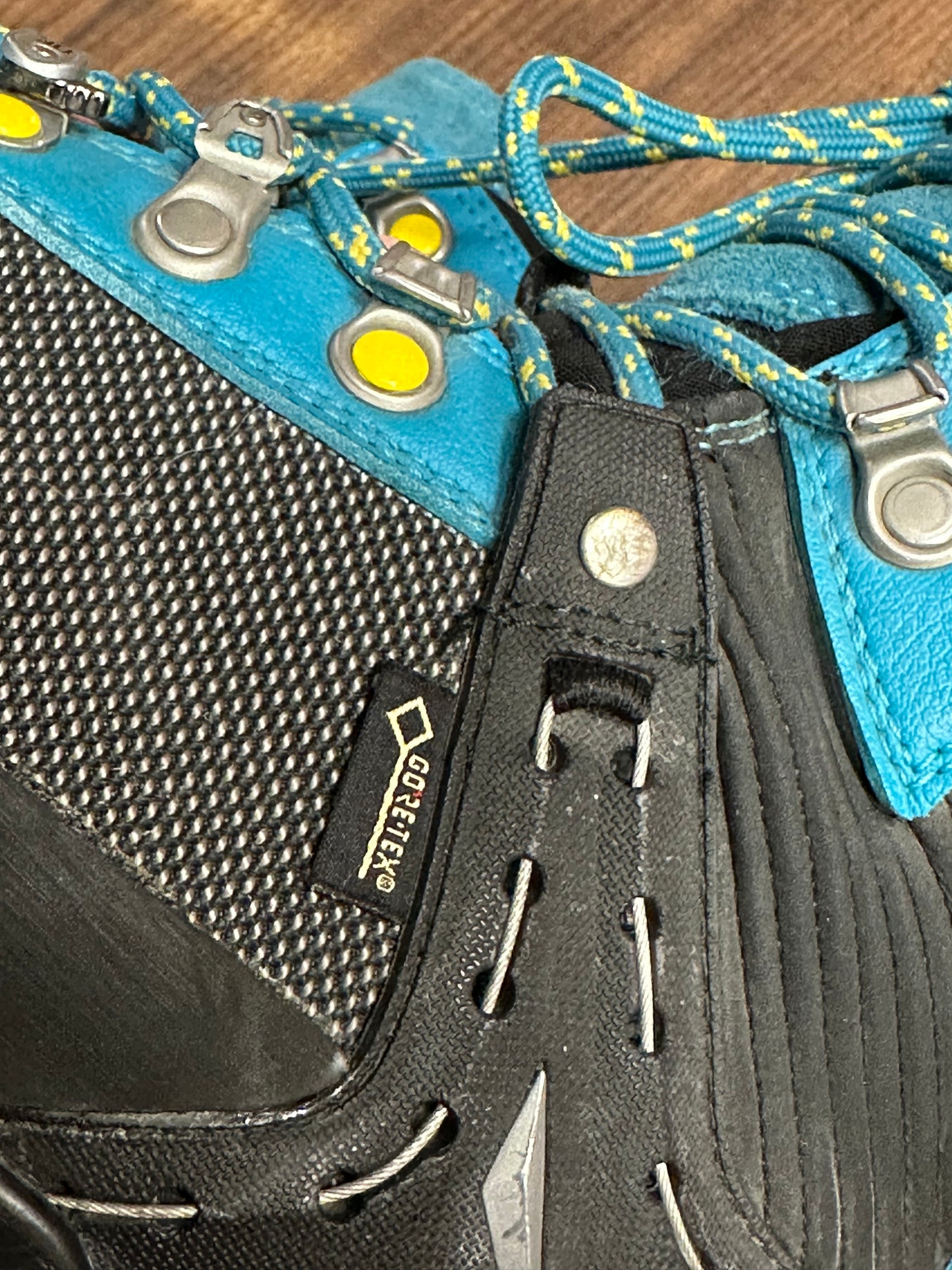 Trekking Schuhe Salewa Gr 39 Raven 2 Goretex türkis