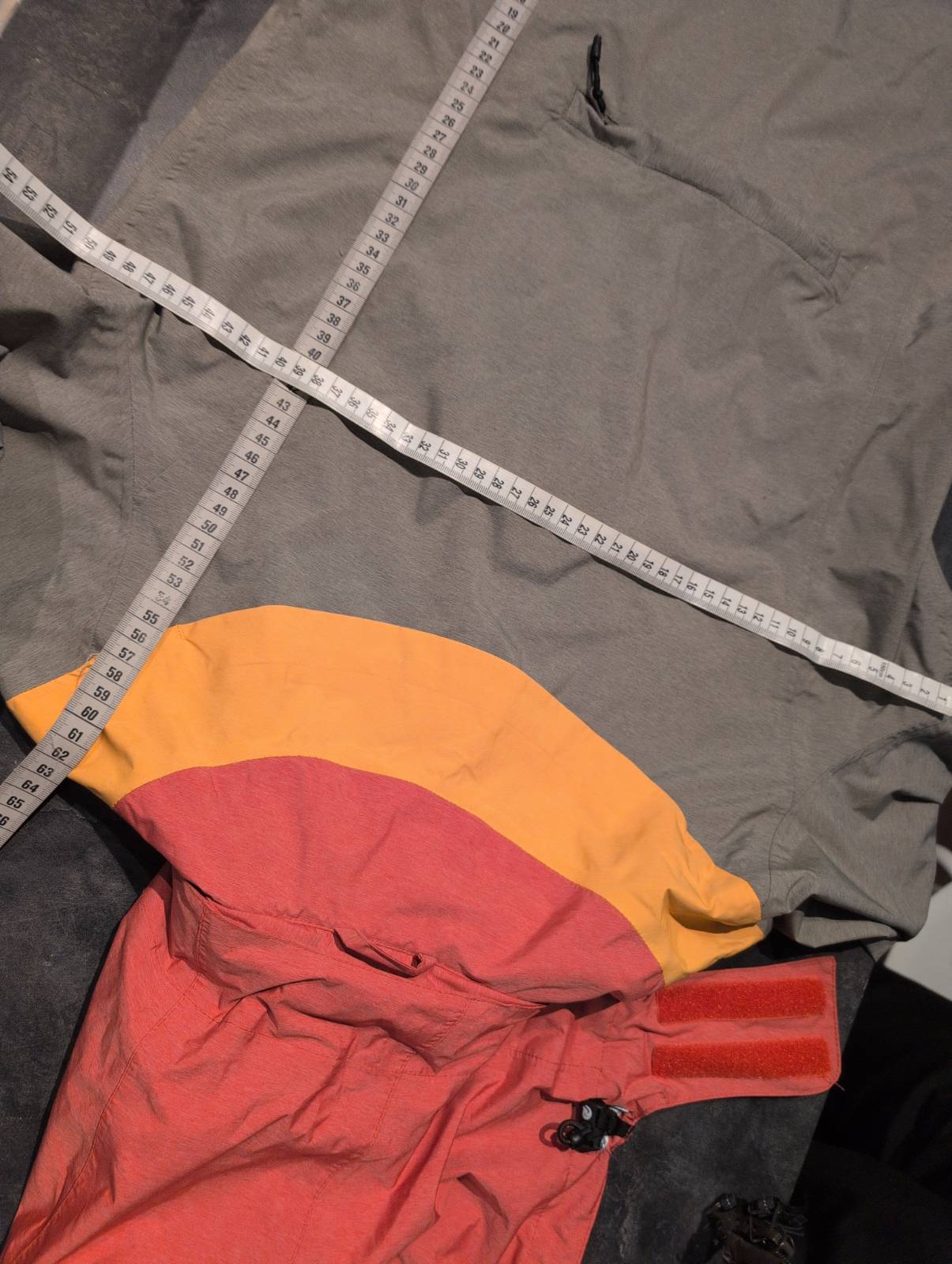 Hardshell Jacke von Maloja (S Damen) grau rot gelb