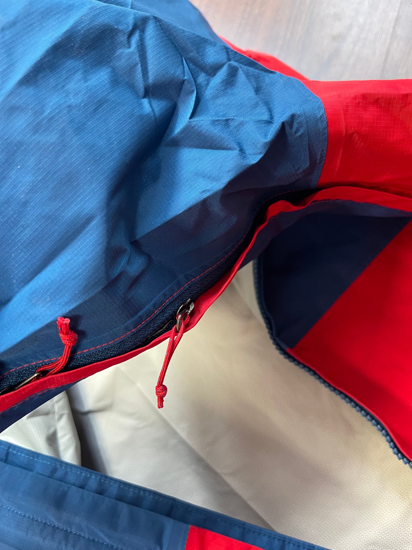 Regen Jacke von Patagonia (L Herren) Hardshell rot blau
