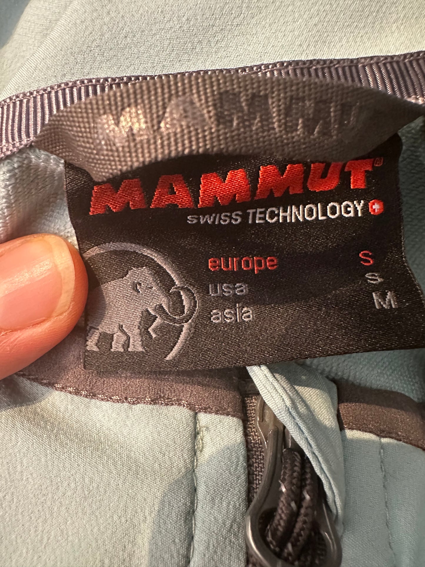 Jacke Mammut (S bis M Damen) Windstopper Softech hell blau