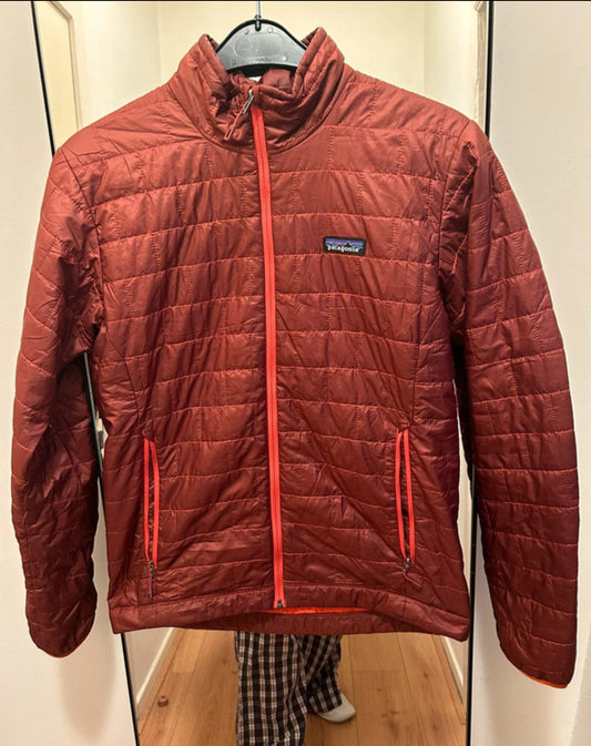 Patagonia Jacke Nano Puff Isolation (S Herren) Terrakotta rot