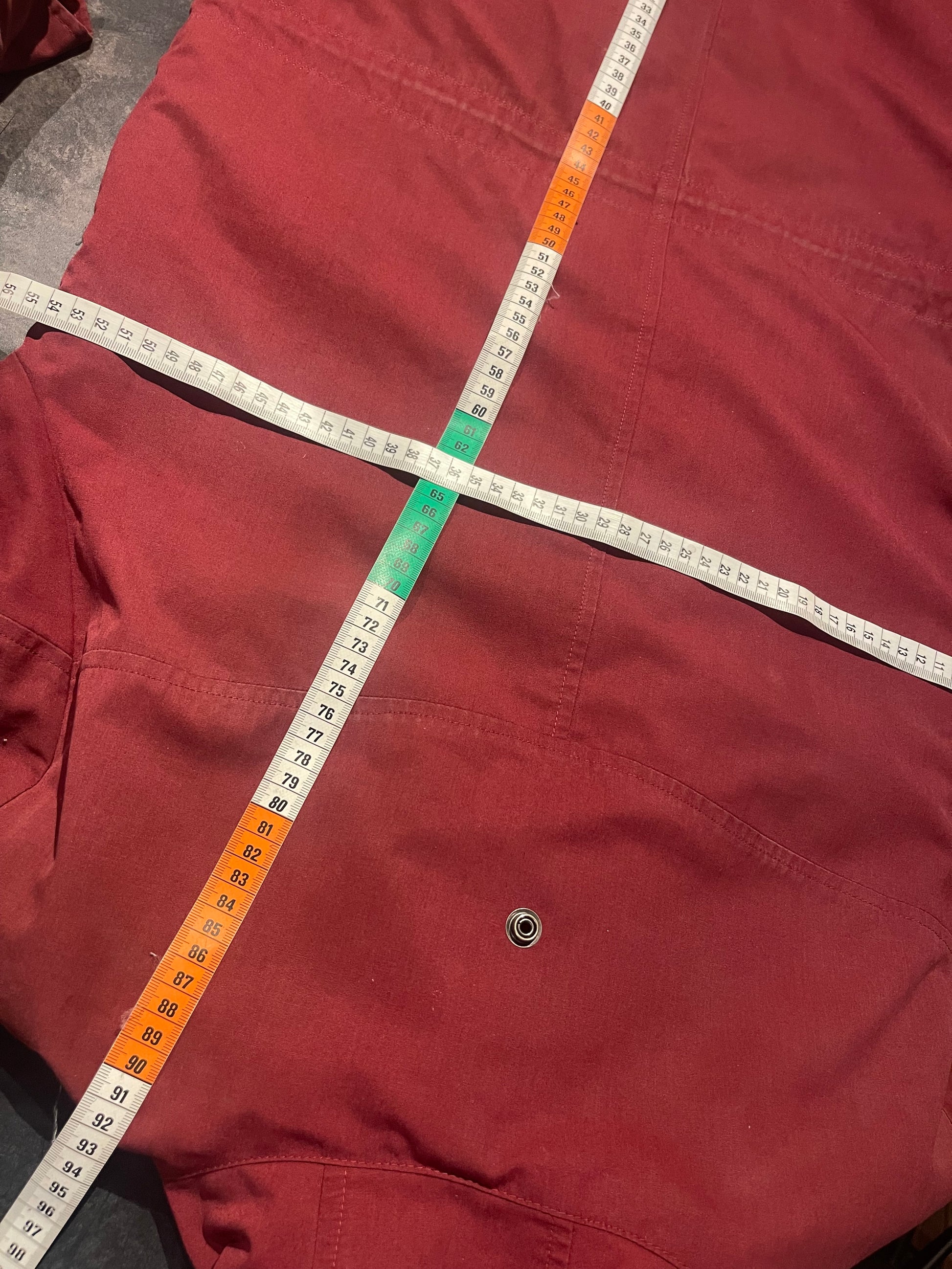 Gefütterte Jacke von Pyua (S Herren / M Damen) Parka dunkelrot - wanderlich.com