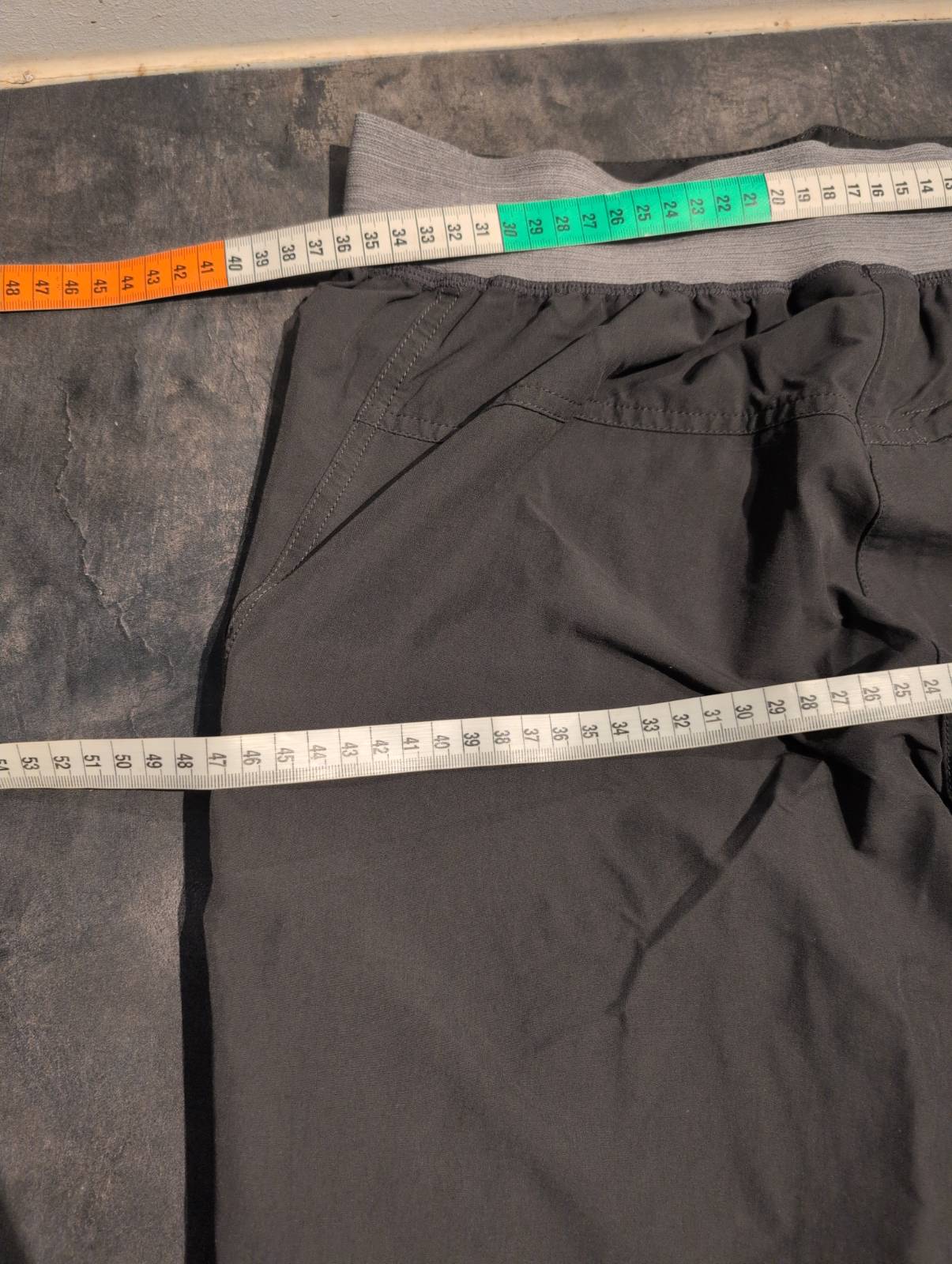 Kurze Wanderhose Mammut (XS Damen) Shorts Anthrazit - wanderlich.com