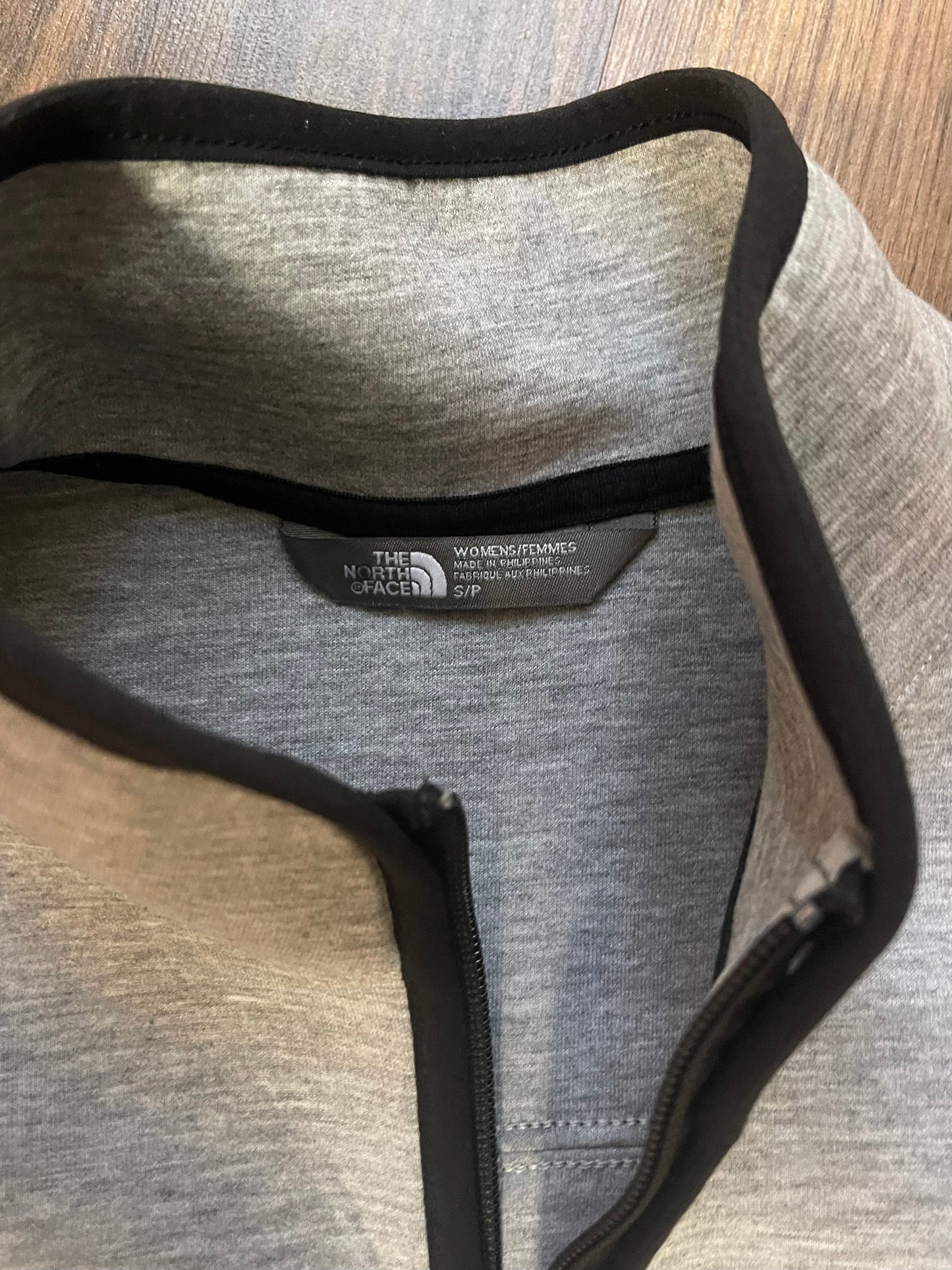 Fleecejacke lang The North Face (Damen S) grau