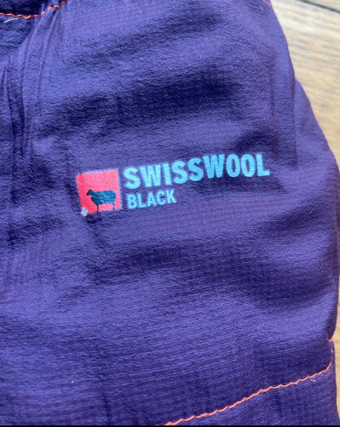 Jacke Ortovox aus Black Swisswool (M Herren) lila mit Kapuze