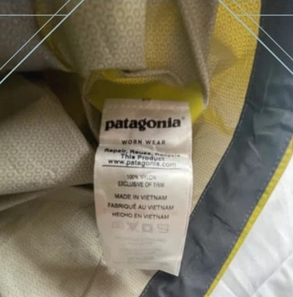 Regen Jacke von Patagonia (S Herren) Hardshell grün dunkelblau