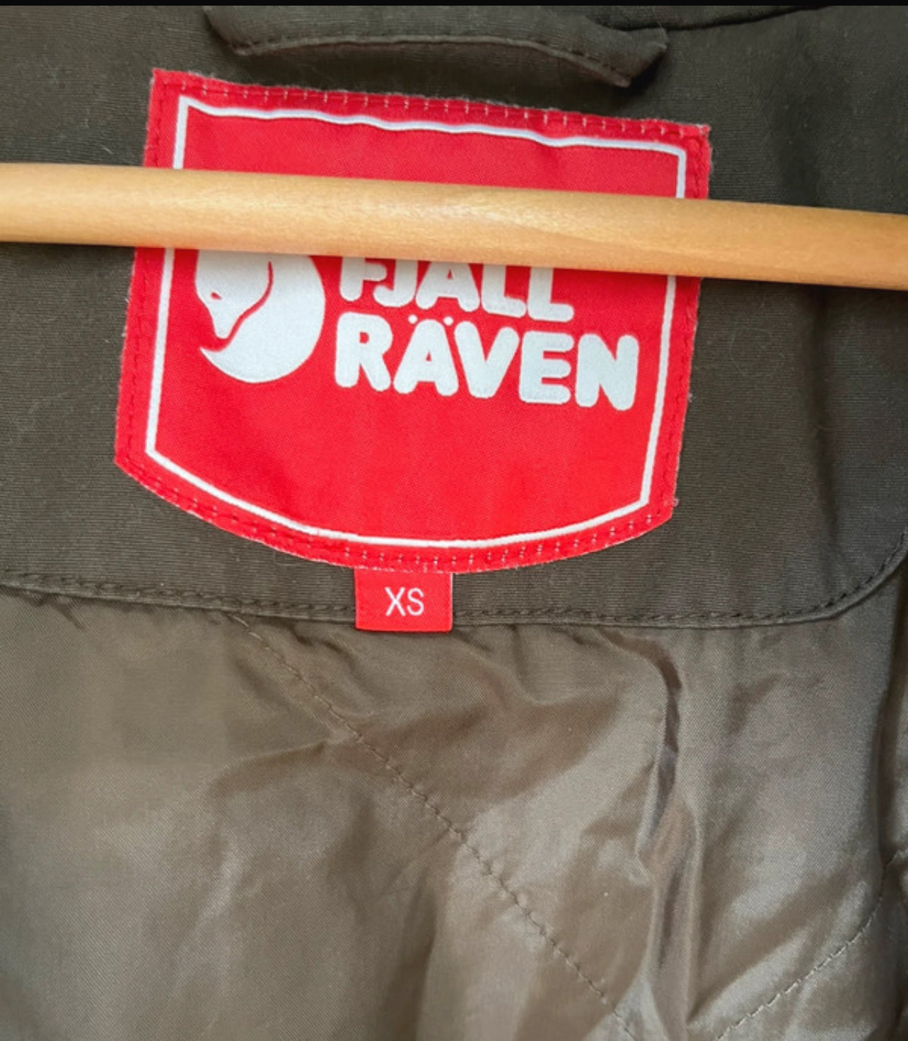 Gefütterte Jacke von Fjällräven (XS Damen) Winter Parka G-1000 braun