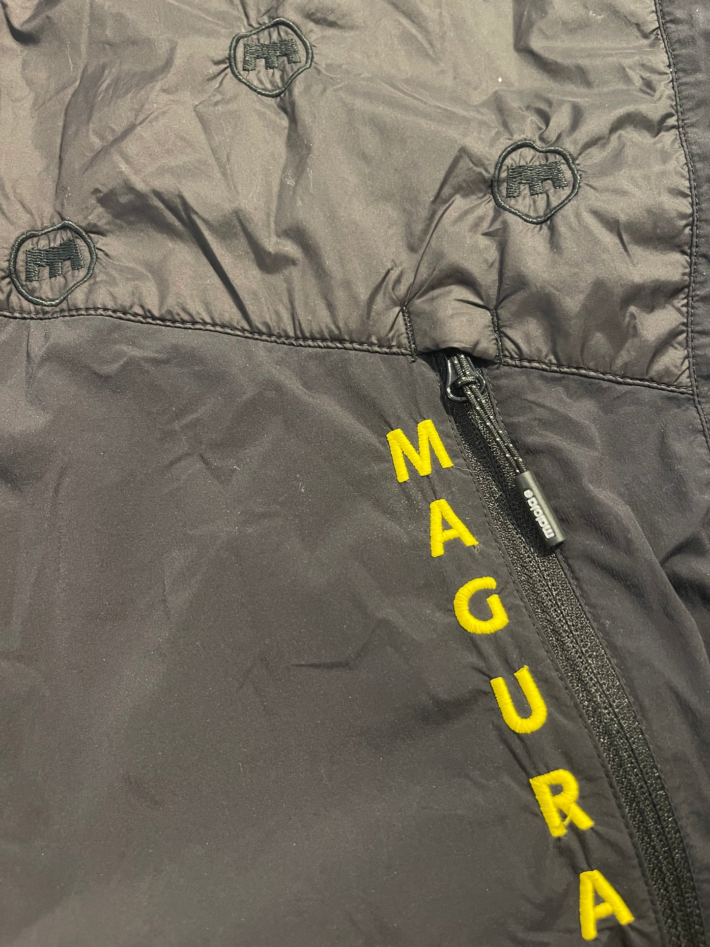 Leichte Hybride Jacke von Maloja (M Herren) Primaloft schwarz - wanderlich.com