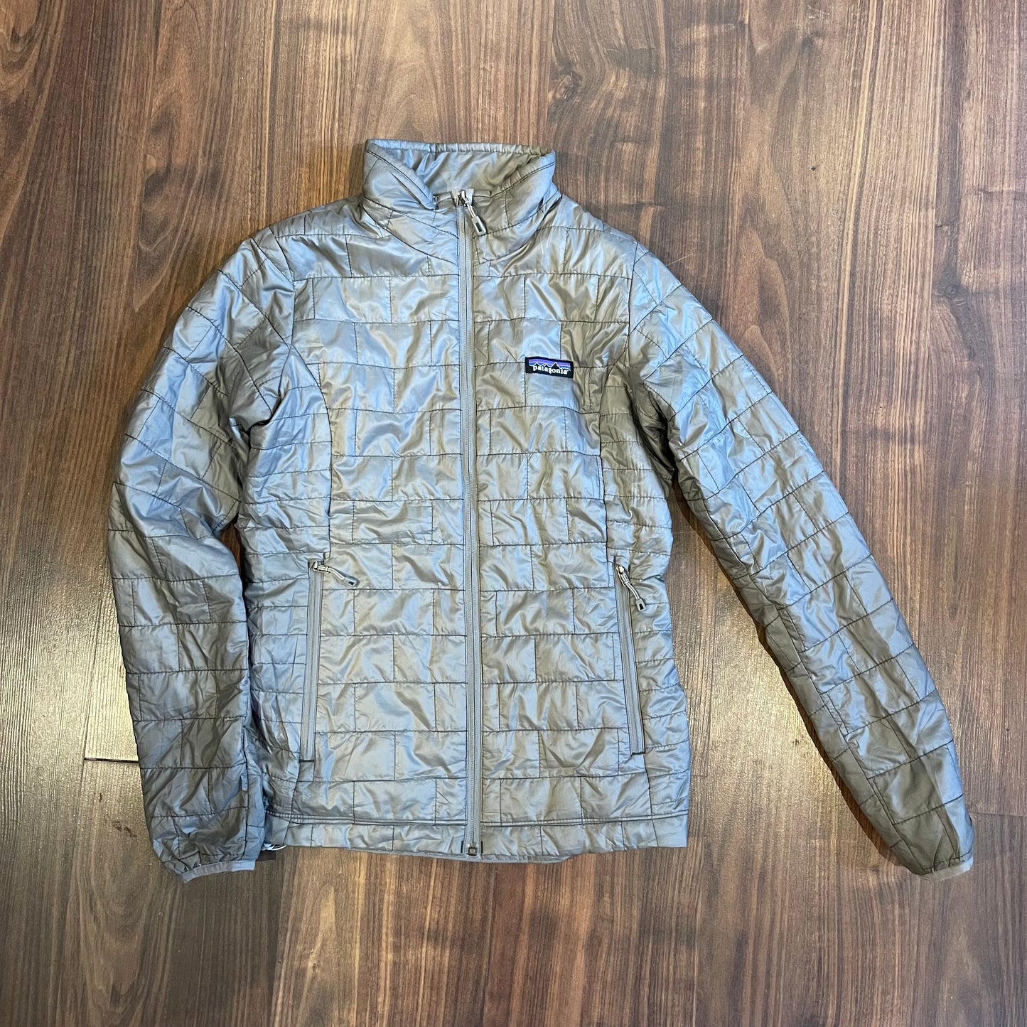 Patagonia Isolations Jacke (XS Damen) Nano Puff grau