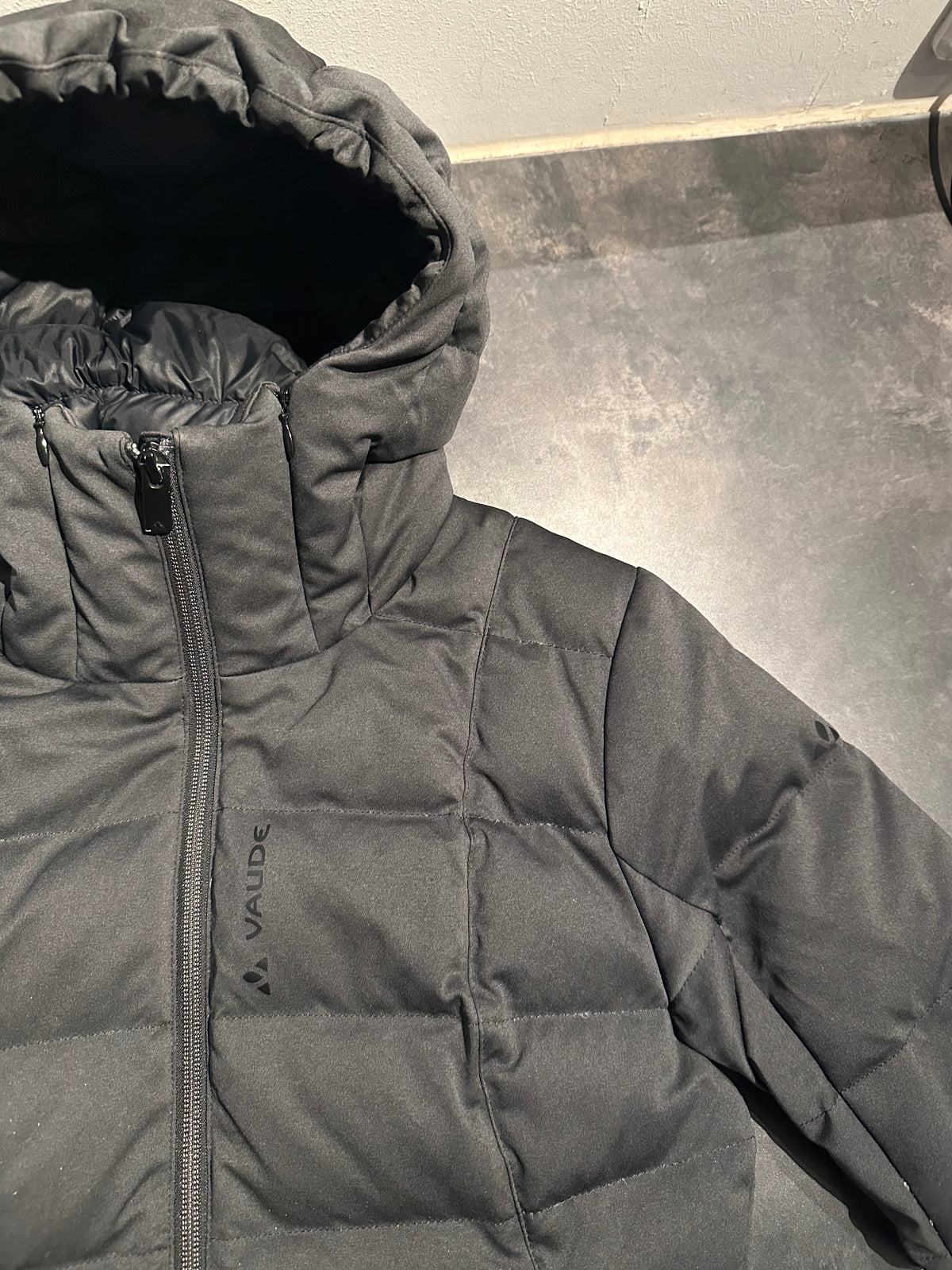 Daunen Jacke von Vaude (S Damen) Pufferjacke schwarz