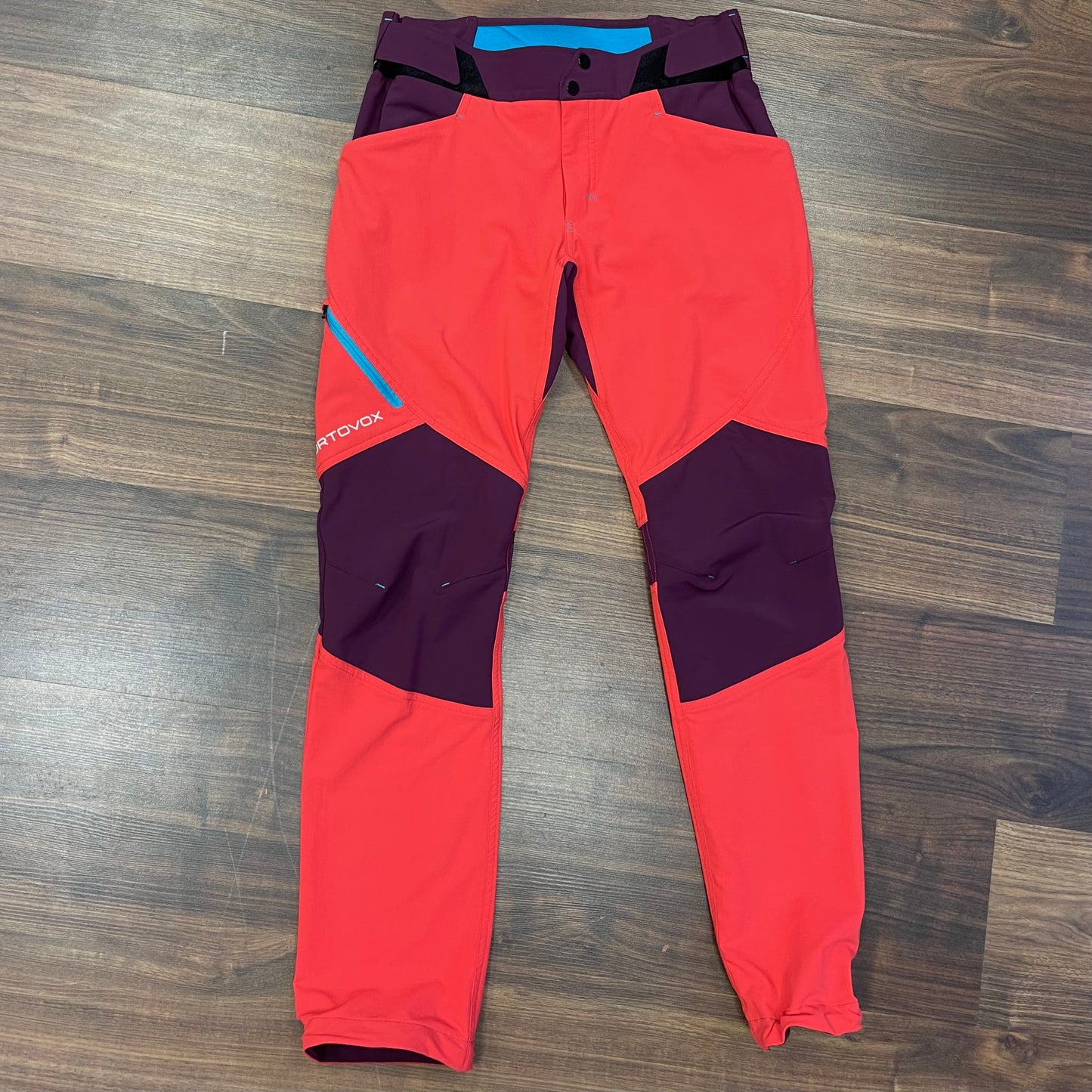 Skitouren-, Trekking- Hose von Ortovox Merino (S Damen) rot - lila