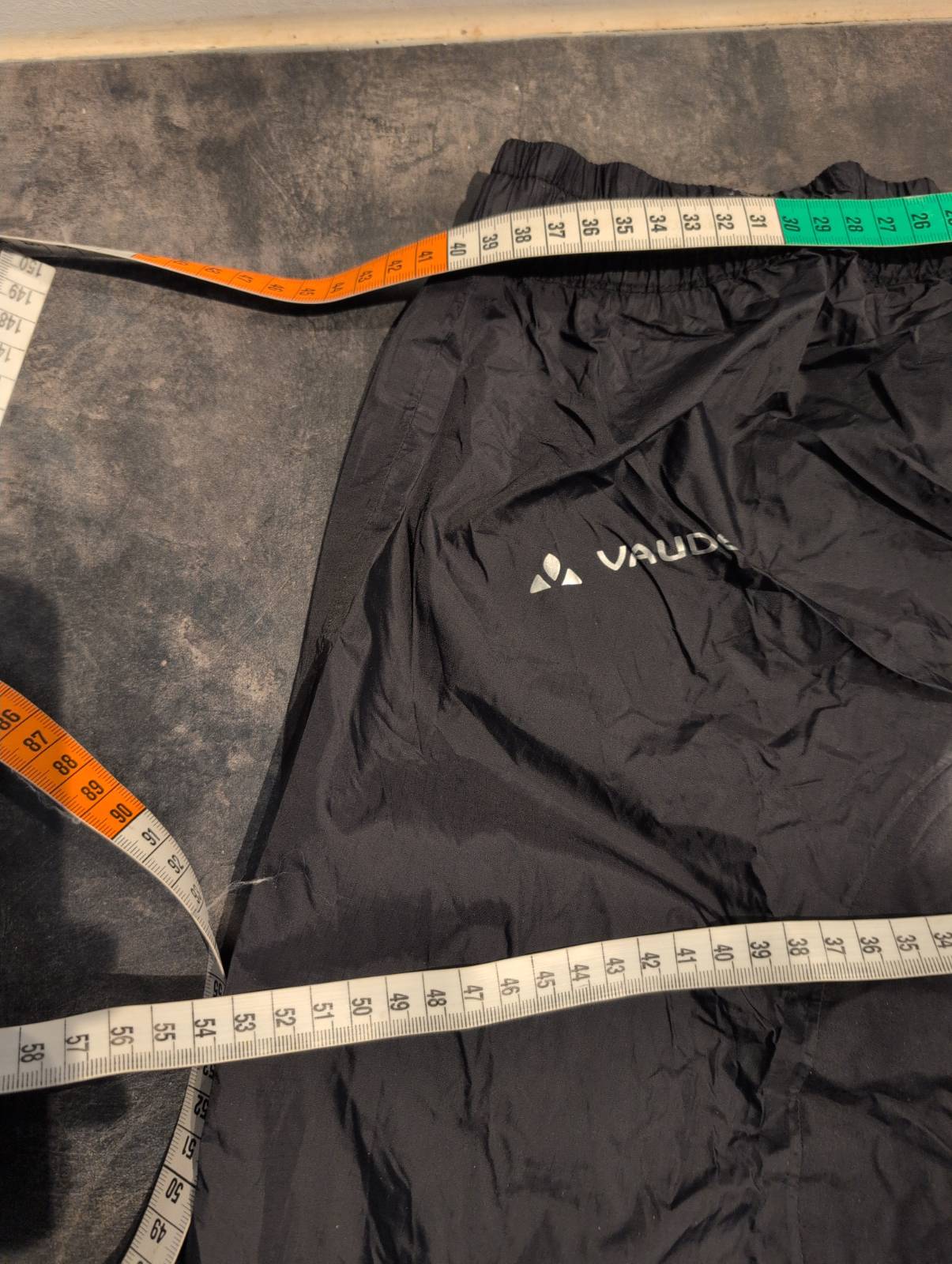Regenhose von Vaude (L:52 Herren) Hardshell Hose schwarz