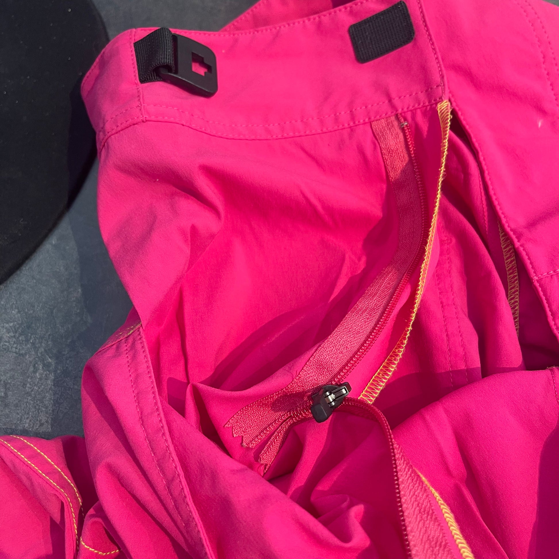 Wander Shorts / kurze Hose von Haglöfs ( M Damen) pink - wanderlich.com