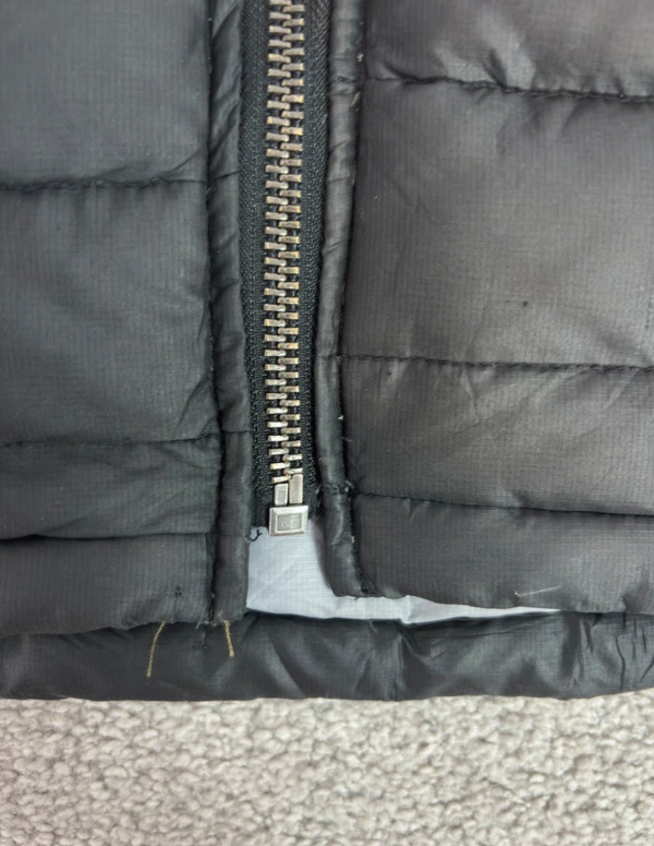 Patagonia leichte Daunen Jacke (Herren L) schwarz