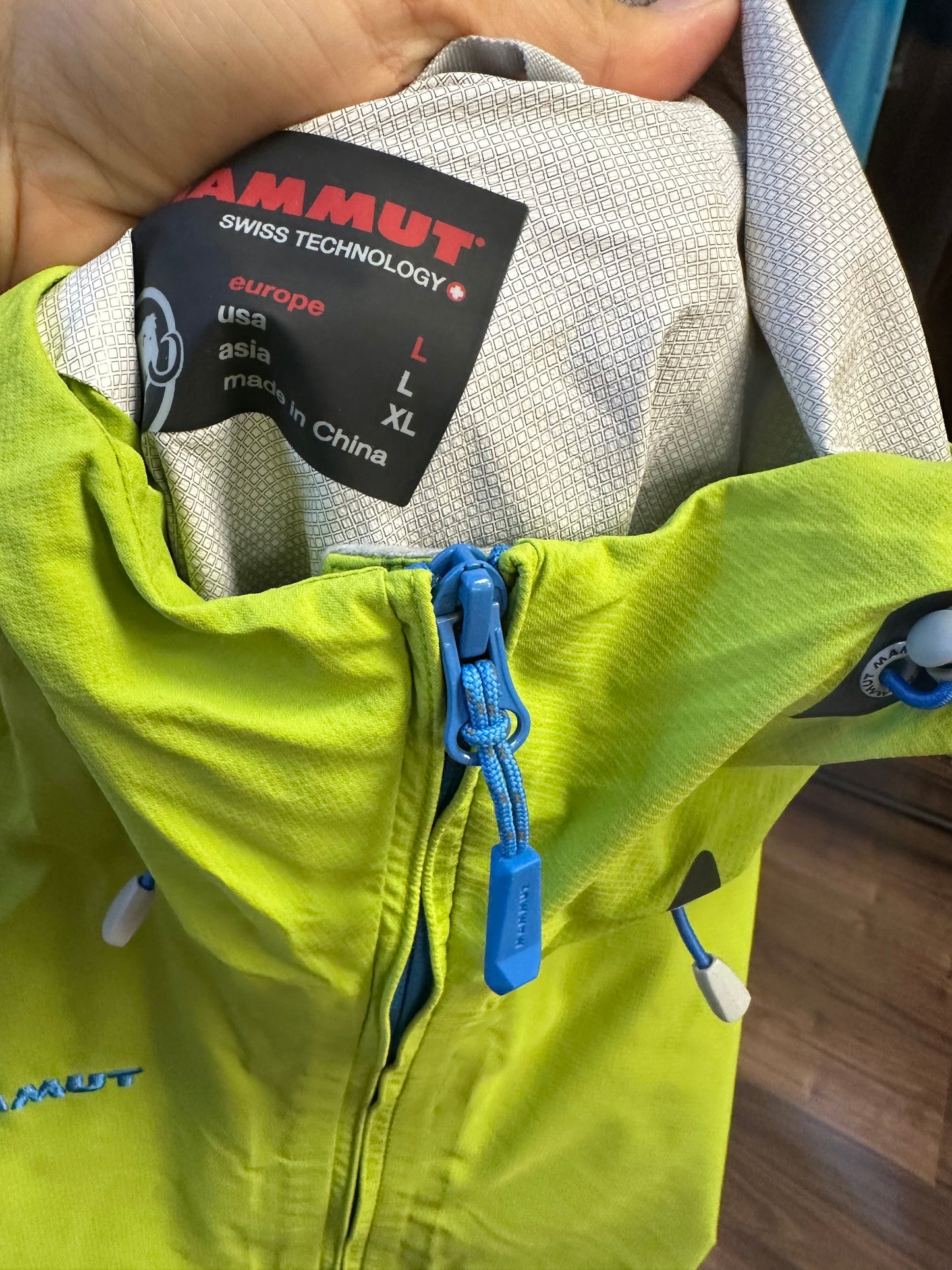 Regen Jacke von Mammut (L Damen) grün mit Kapuze und Membran