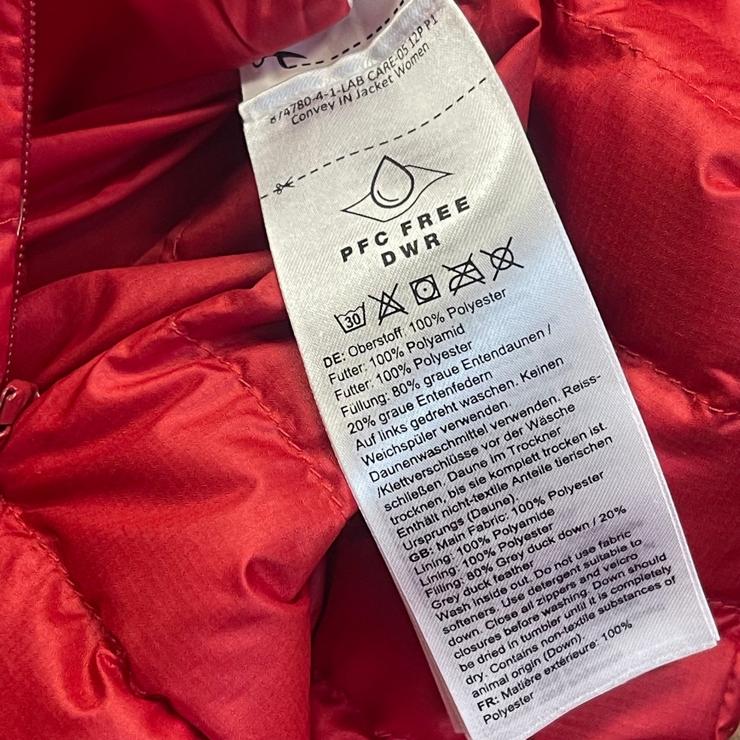 Daunen- Jacke von Mammut (XS und S Damen) rot